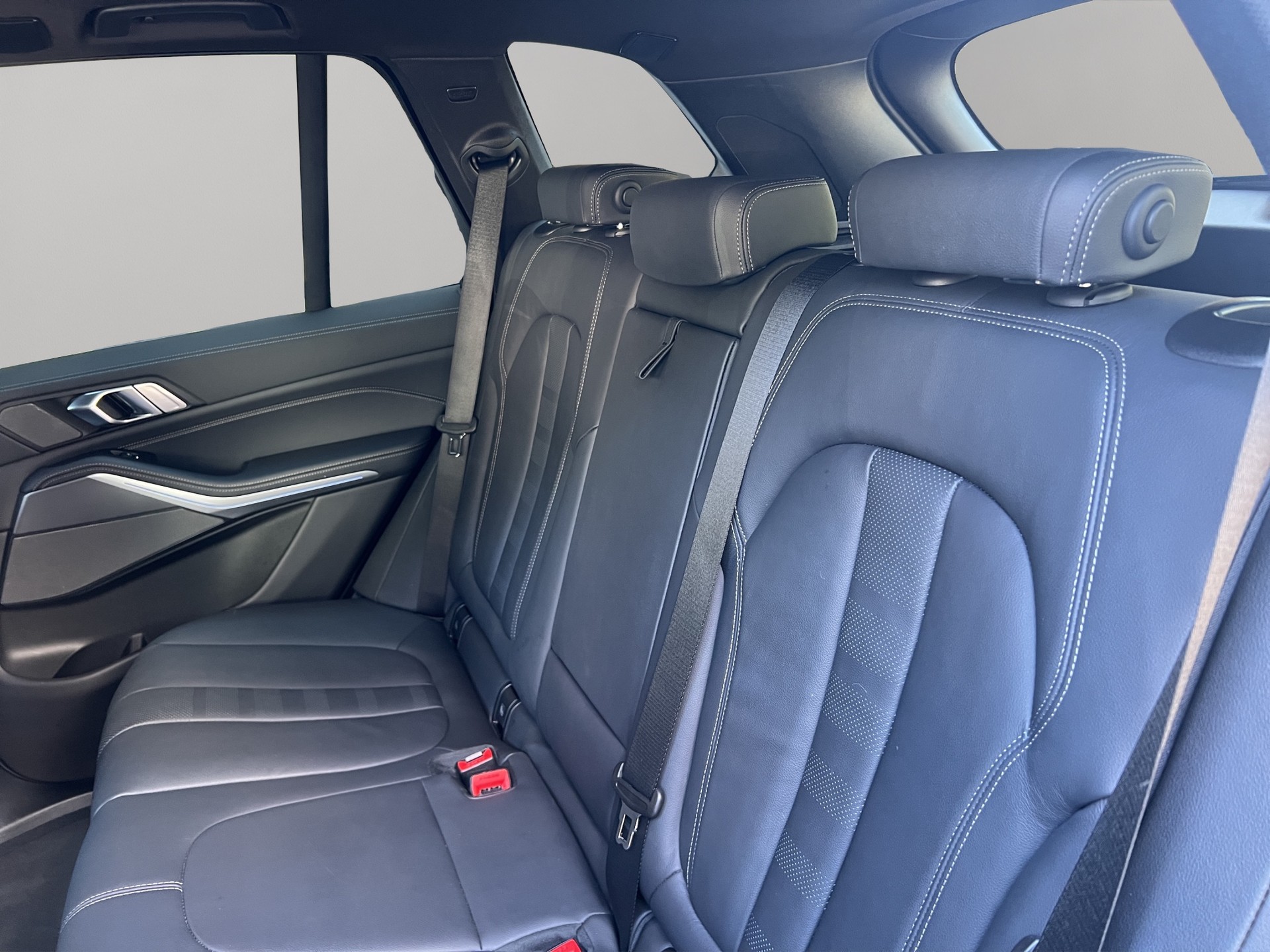 BMW X5 xDrive45e M Sport Steptronic-image-18