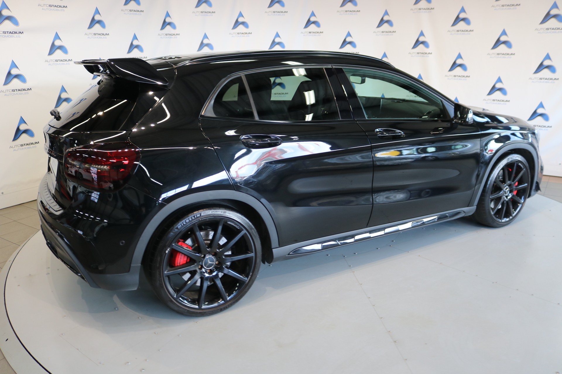 MERCEDES-BENZ GLA 45 AMG Night Edition 4Matic 7G-DCT-image-19