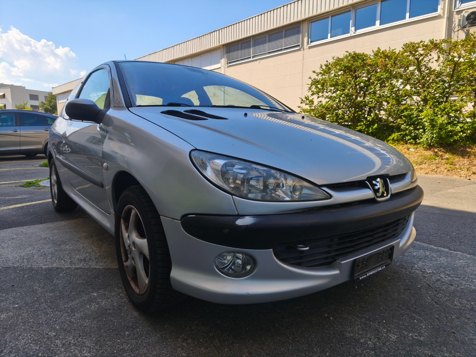 PEUGEOT 206 1.6 16V (XT) Premium-image-2