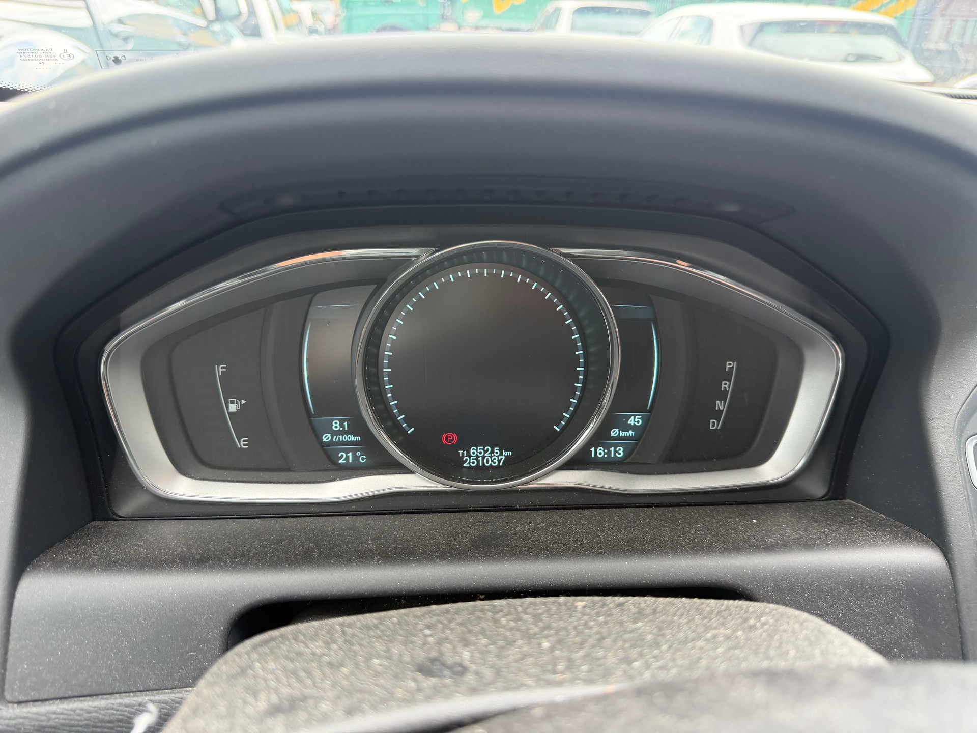 VOLVO XC60 D4 AWD Kinetic Geartronic-image-10