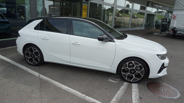 OPEL Astra 1.6 PHEV Edition A-showroom-element-3