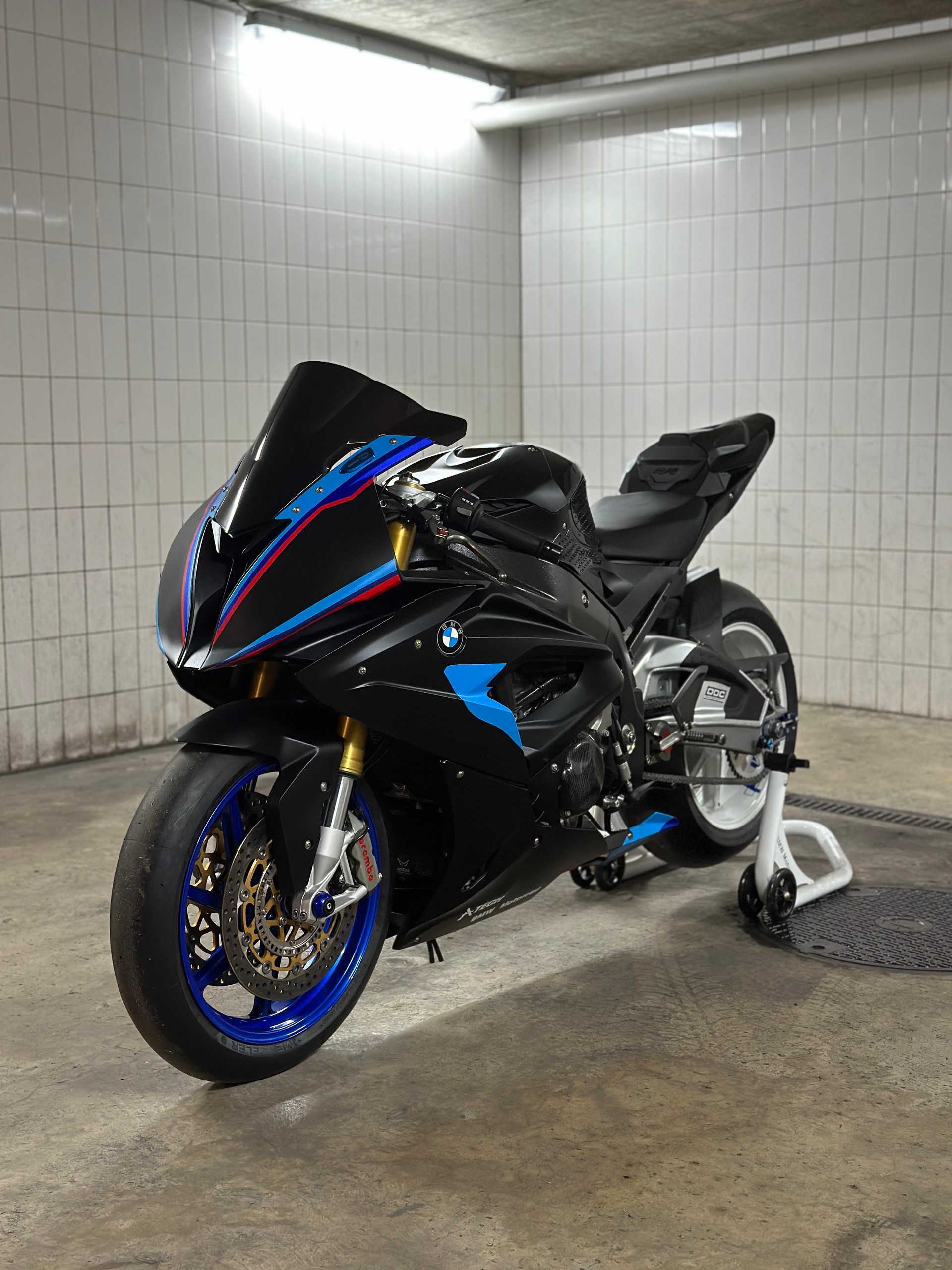 BMW HP4 ABS + DTC