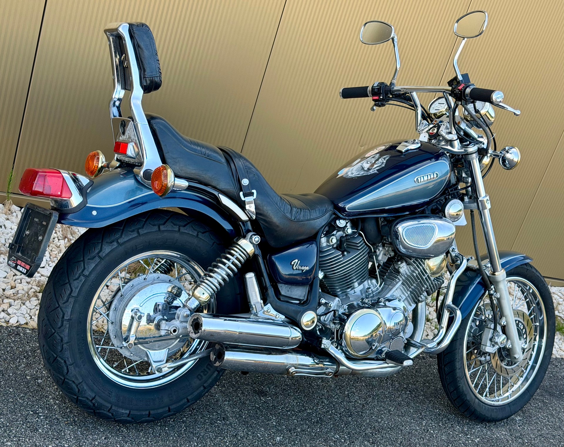 YAMAHA XV 750 SE Virago-image-4