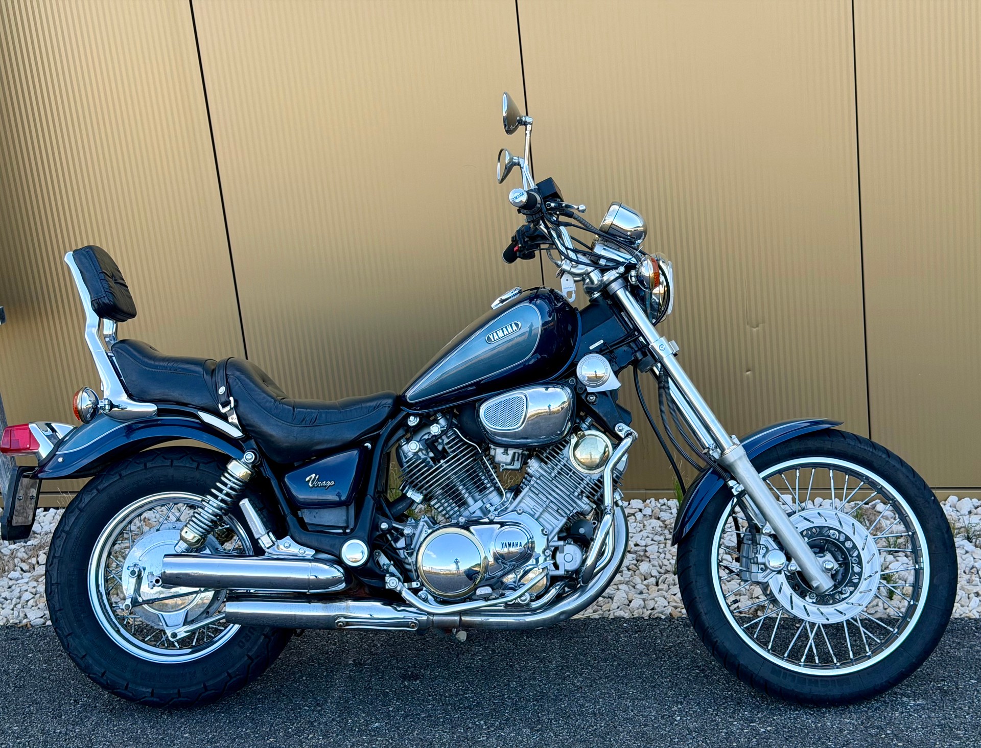 YAMAHA XV 750 SE Virago-showroom-element-3