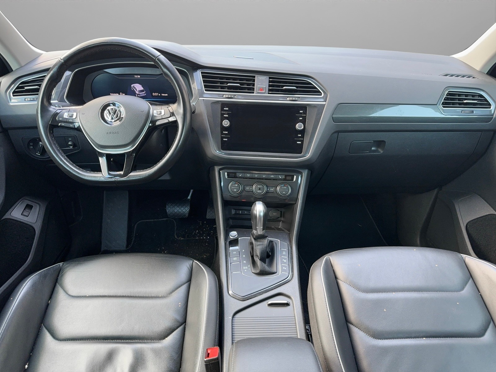 VW Tiguan 2.0 TDI SCR Comfortline DSG-image-8