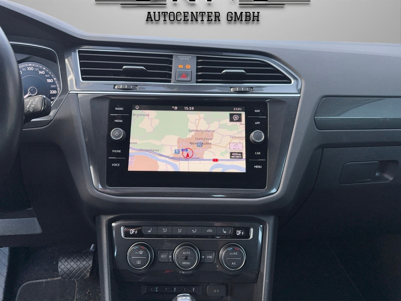 VW Tiguan 2.0 TDI SCR Comfortline DSG-image-12