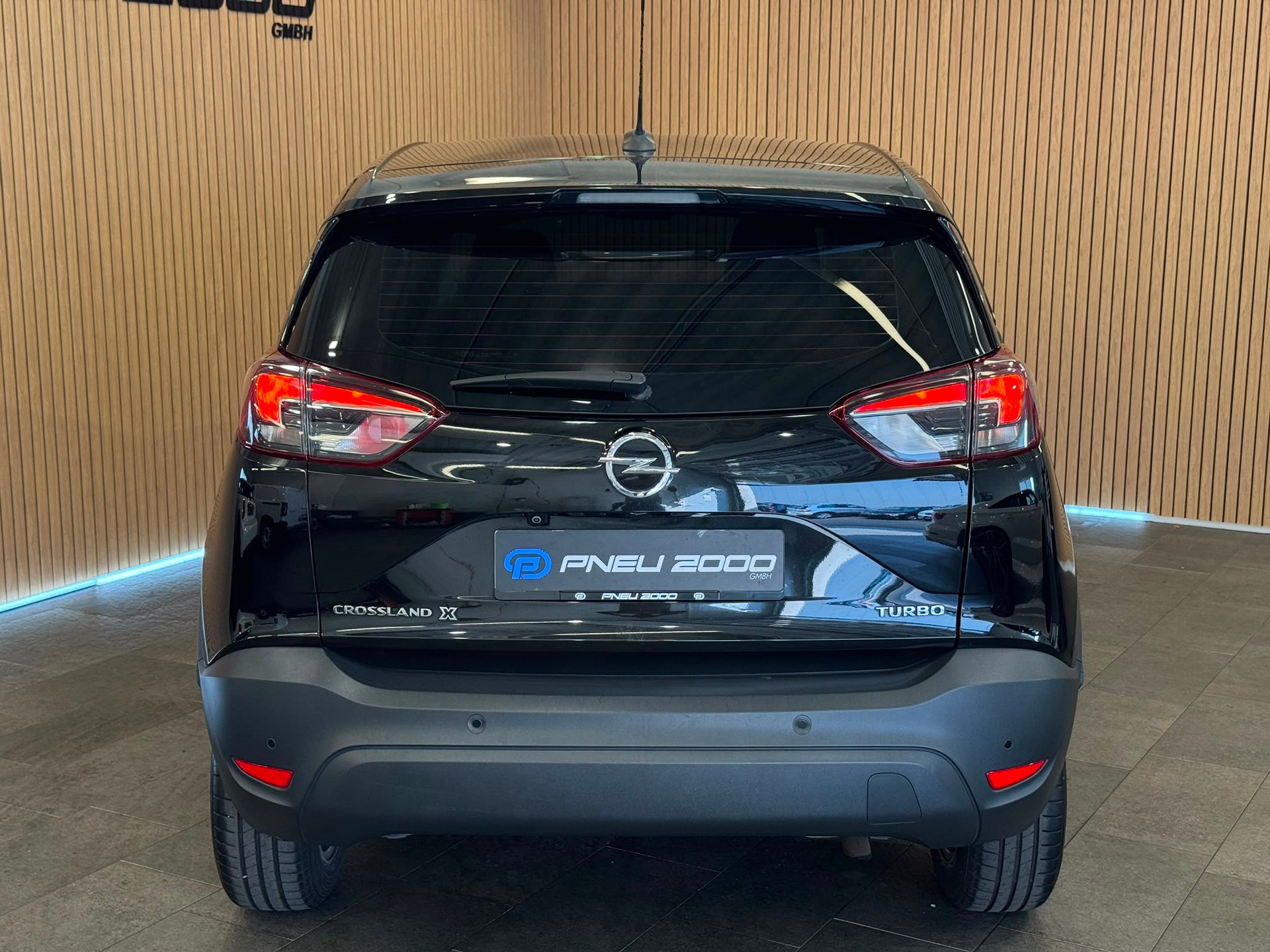 OPEL Crossland X 1.2i TP Enjoy Automatik-showroom-element-3