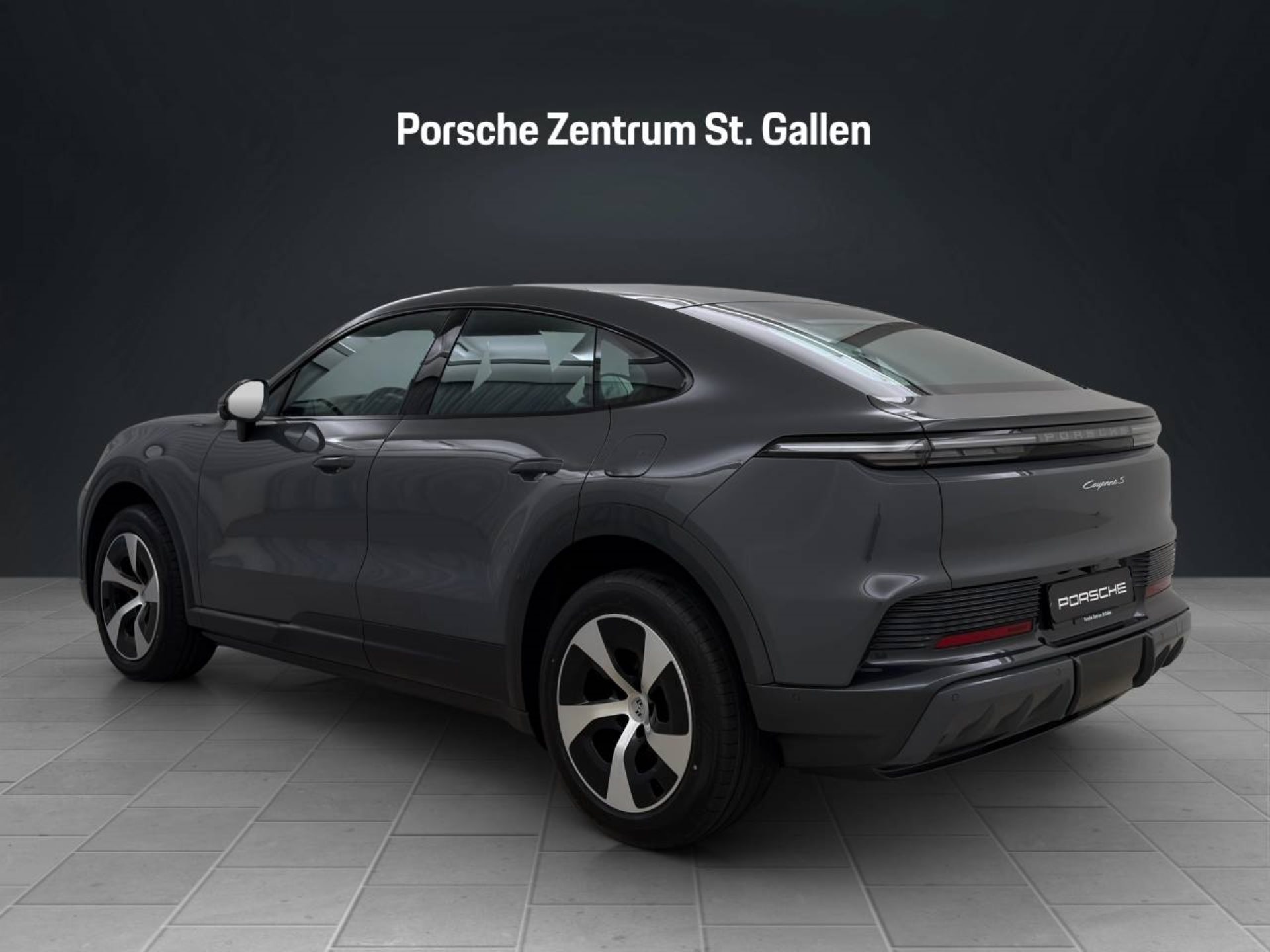 PORSCHE Cayenne S Coupé Electric-image-2