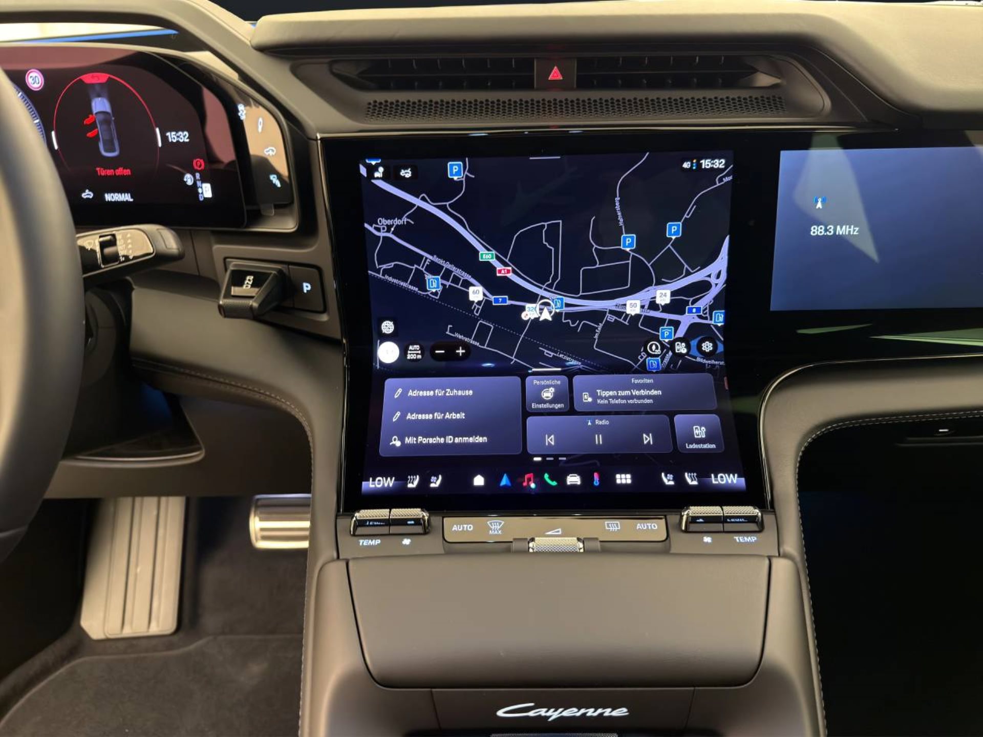 PORSCHE Cayenne S Coupé Electric-image-15