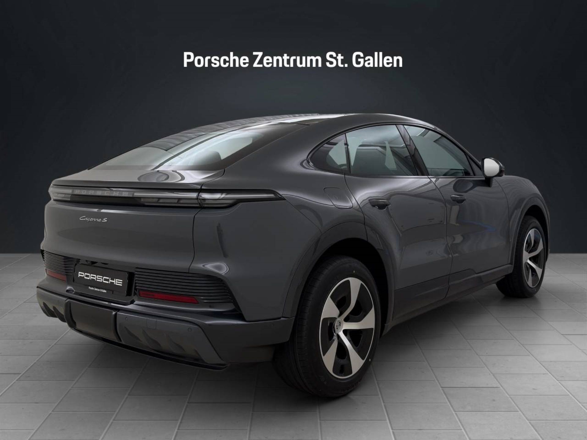 PORSCHE Cayenne S Coupé Electric-image-6
