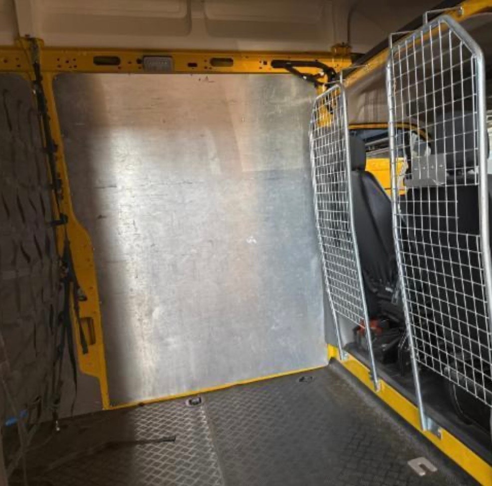 RENAULT Master T35 2.3dCi 135 L3H3-image-7