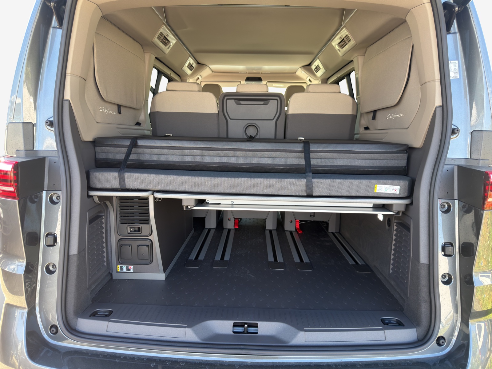 VW California Beach Tour Liberty TDI 150PS DSG-image-10