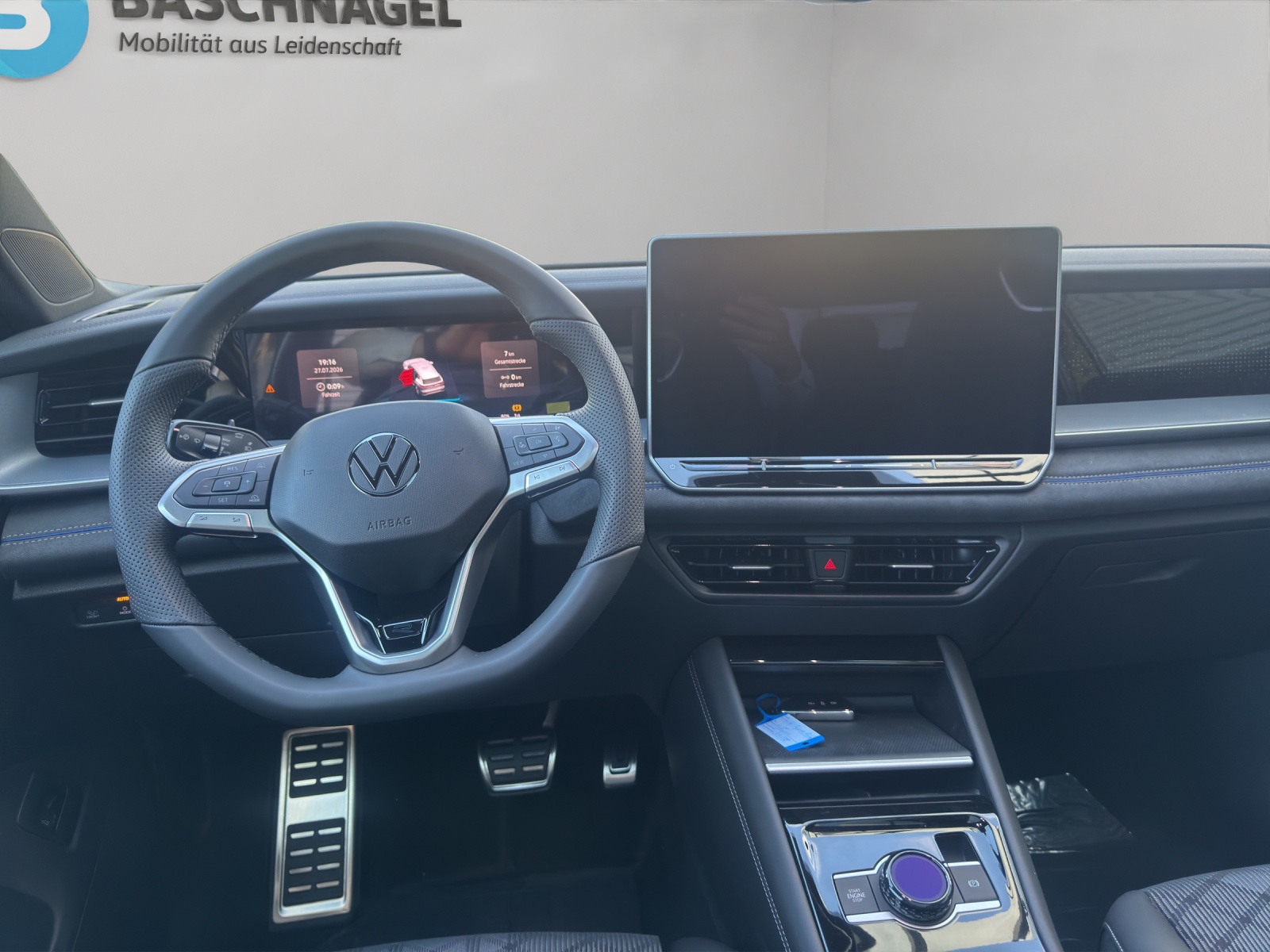VW Tayron 2.0 TDI SCR R-Line 4Motion DSG-image-4
