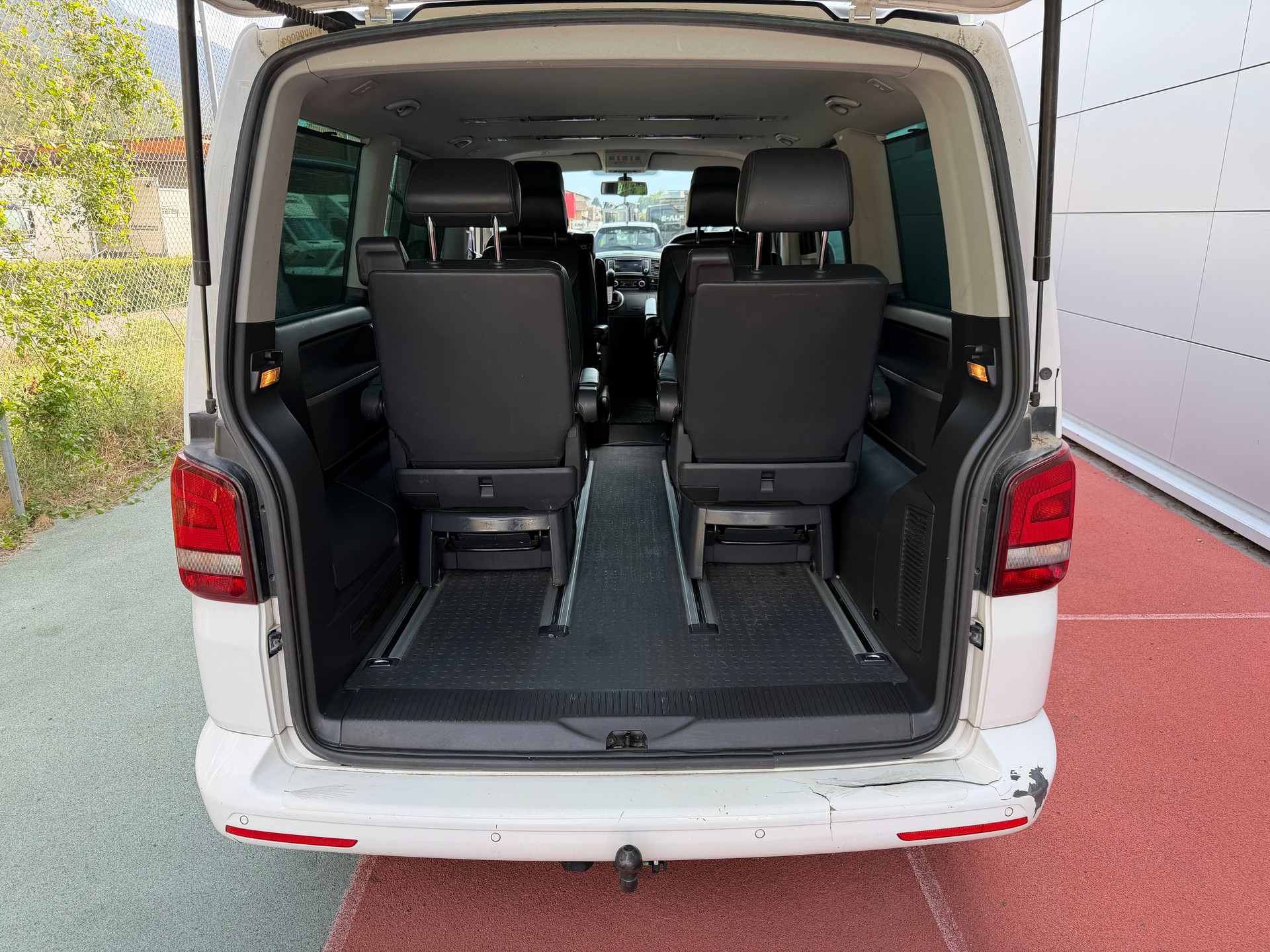 VW T5 Multivan 2.0 Bi-TDI CR Comfortline 4Motion DSG-image-12