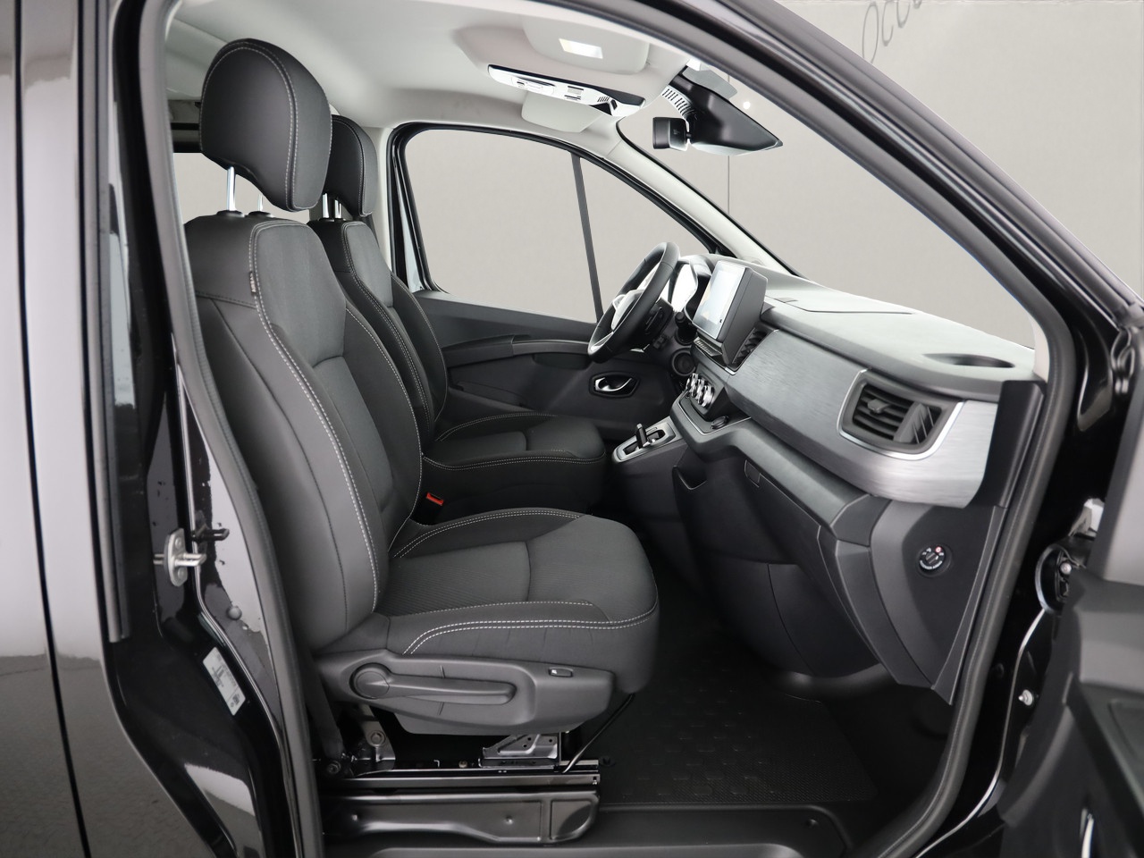 RENAULT Trafic Spaceclass 2.0 dCi Blue 170-image-6