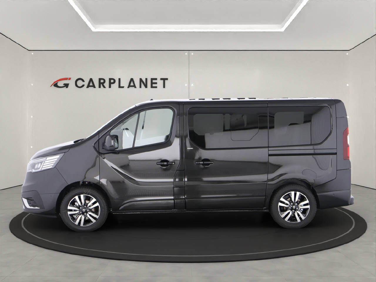 RENAULT Trafic Spaceclass 2.0 dCi Blue 170-image-1