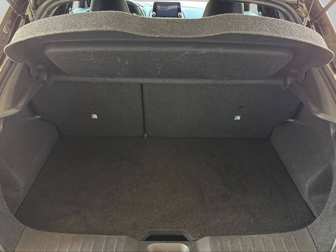 NISSAN Juke 1.0 DIG-T N-Connecta Automat-image-7