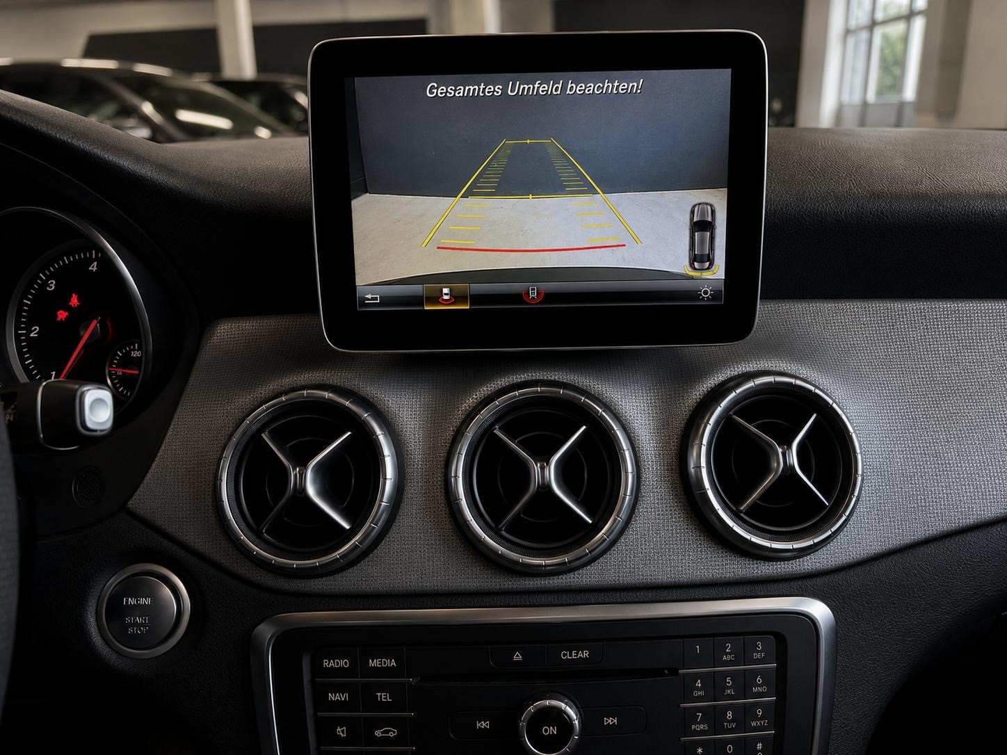 MERCEDES-BENZ CLA 220 d 4Matic 7G-DCT-image-13