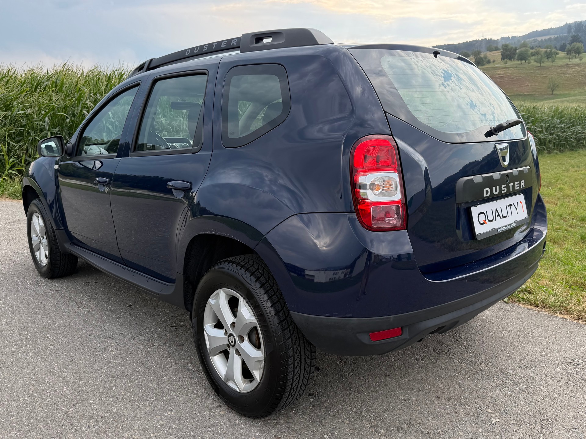 DACIA Duster 1.5 dCi Lauréate 4x4-image-3