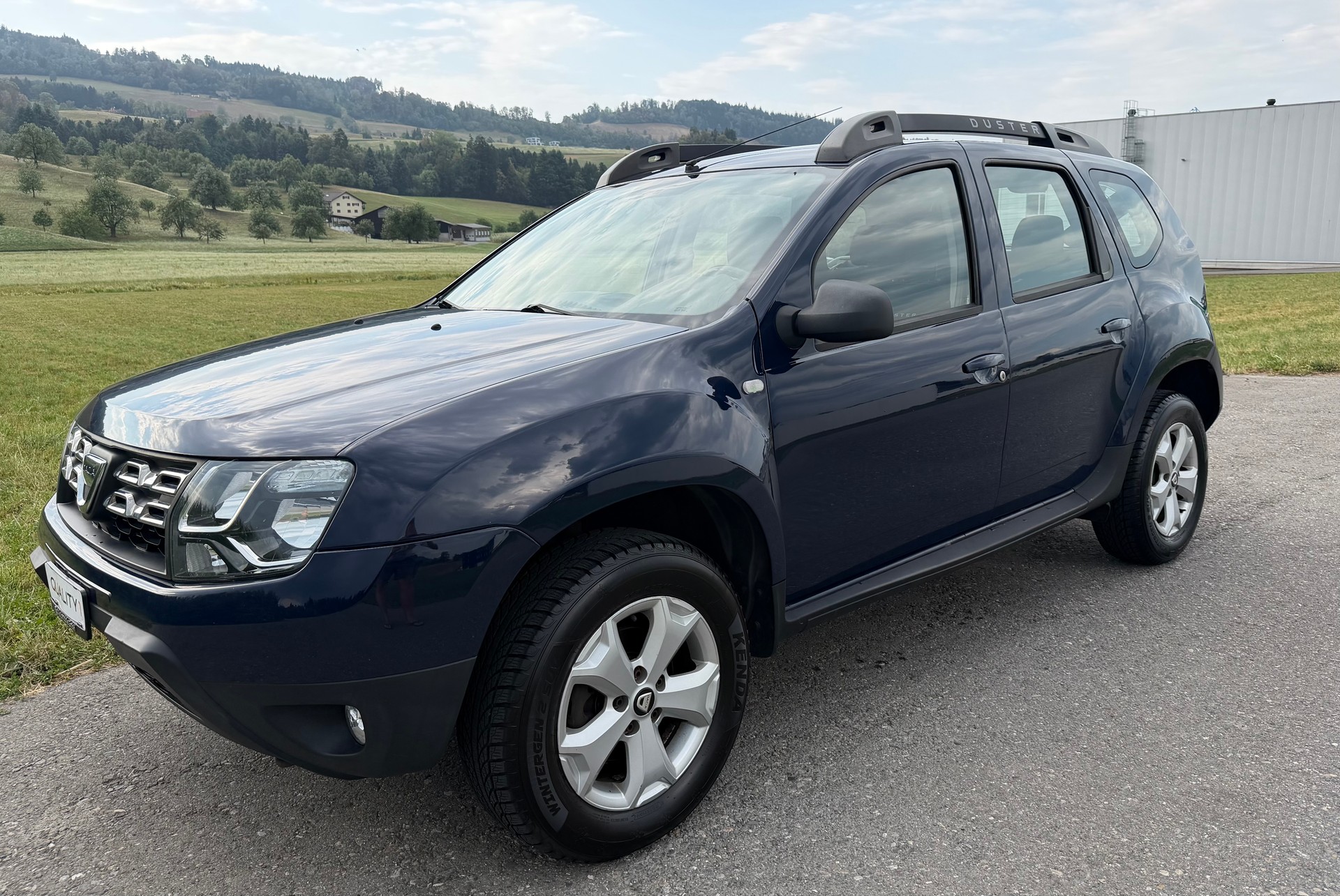 DACIA Duster 1.5 dCi Lauréate 4x4-image-1