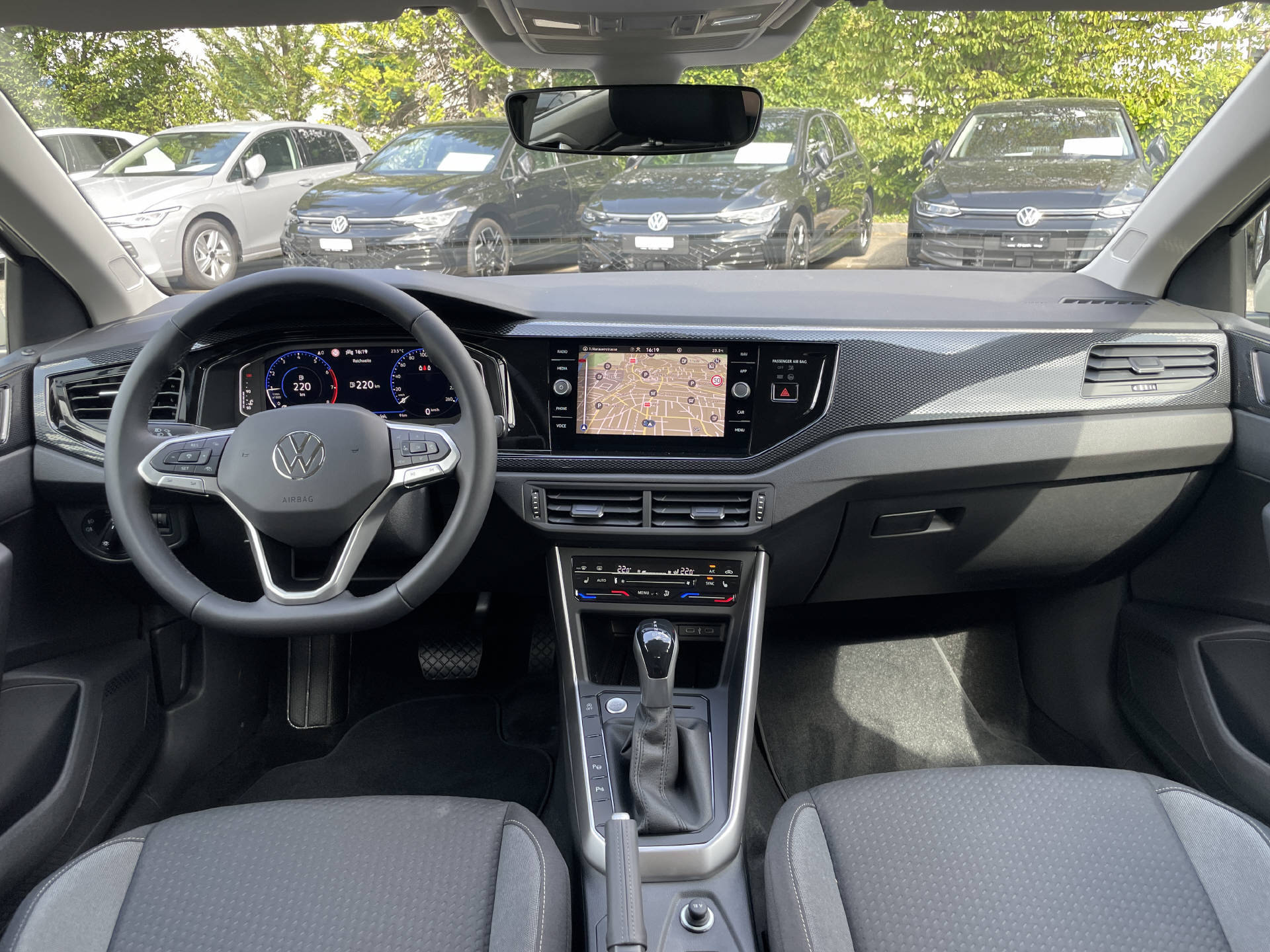 VW Polo 1.0 TSI Life DSG-image-10