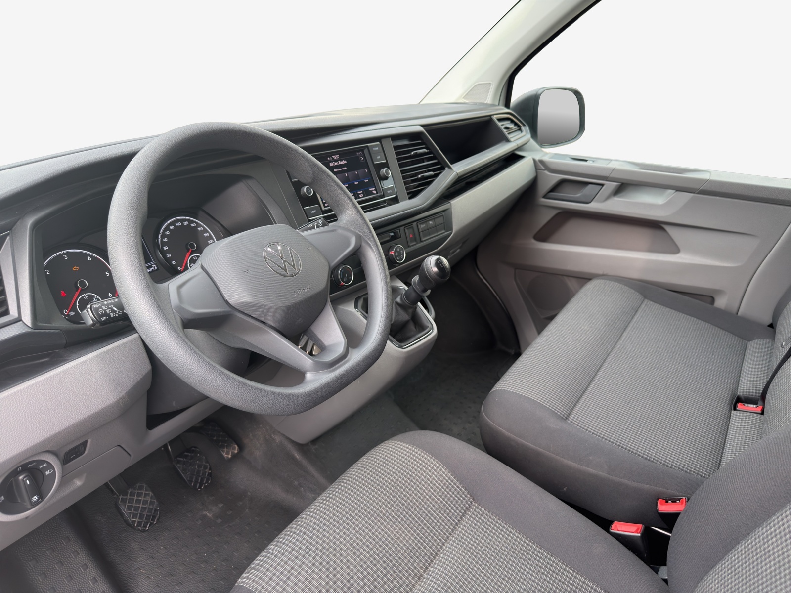 VW T6.1 2.0 TDI Entry-image-8