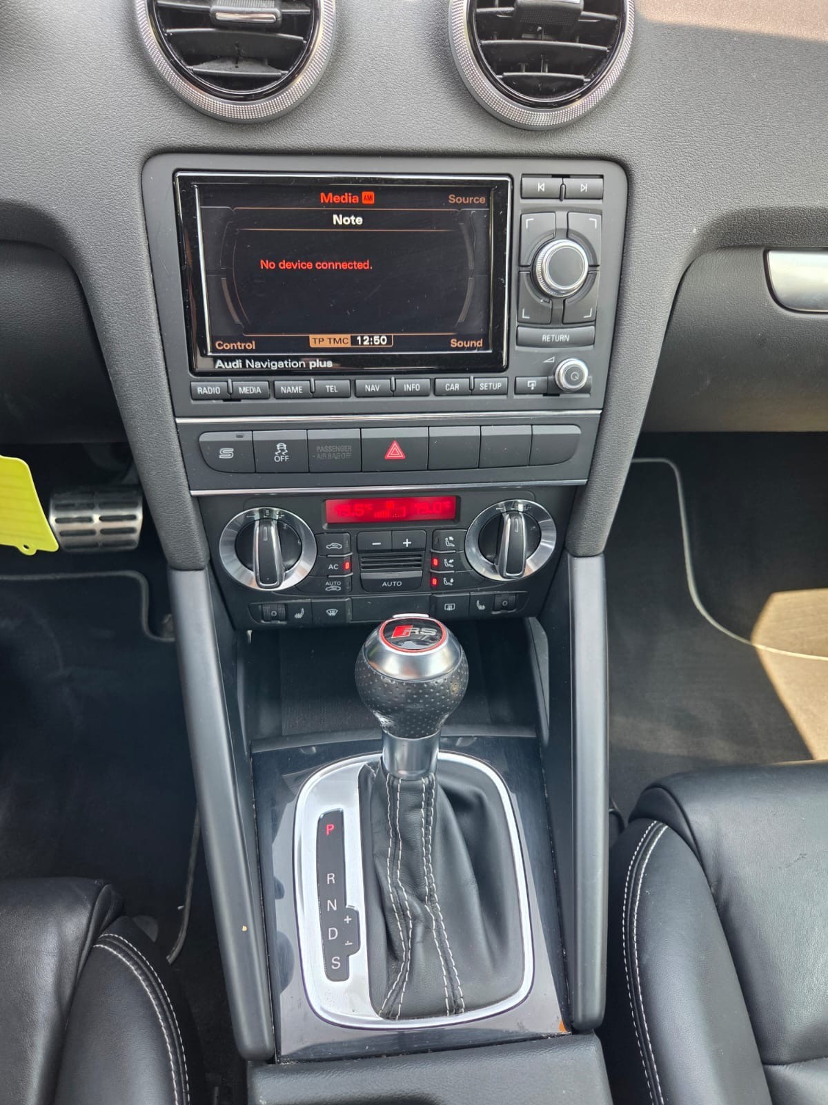 AUDI RS3 Sportback 2.5 TFSI quattro S-tronic-image-13