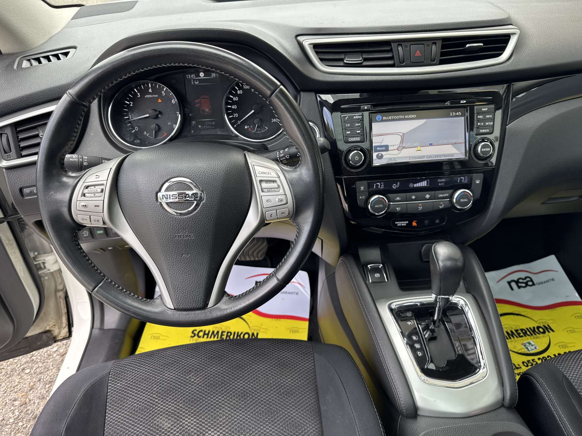 NISSAN Qashqai 1.2 DIG-T N-Connecta Xtronic CVT-Automat-image-12