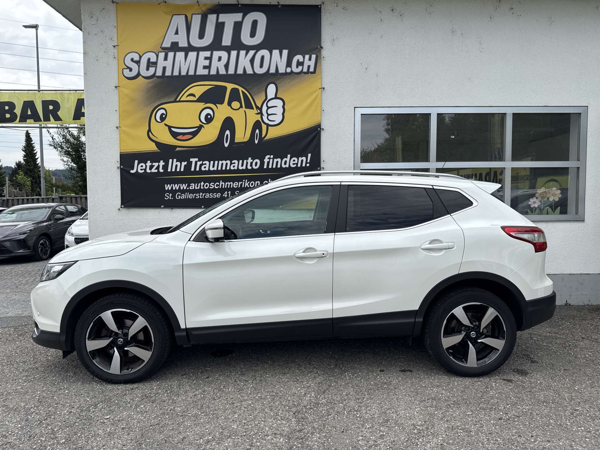 NISSAN Qashqai 1.2 DIG-T N-Connecta Xtronic CVT-Automat-image-4