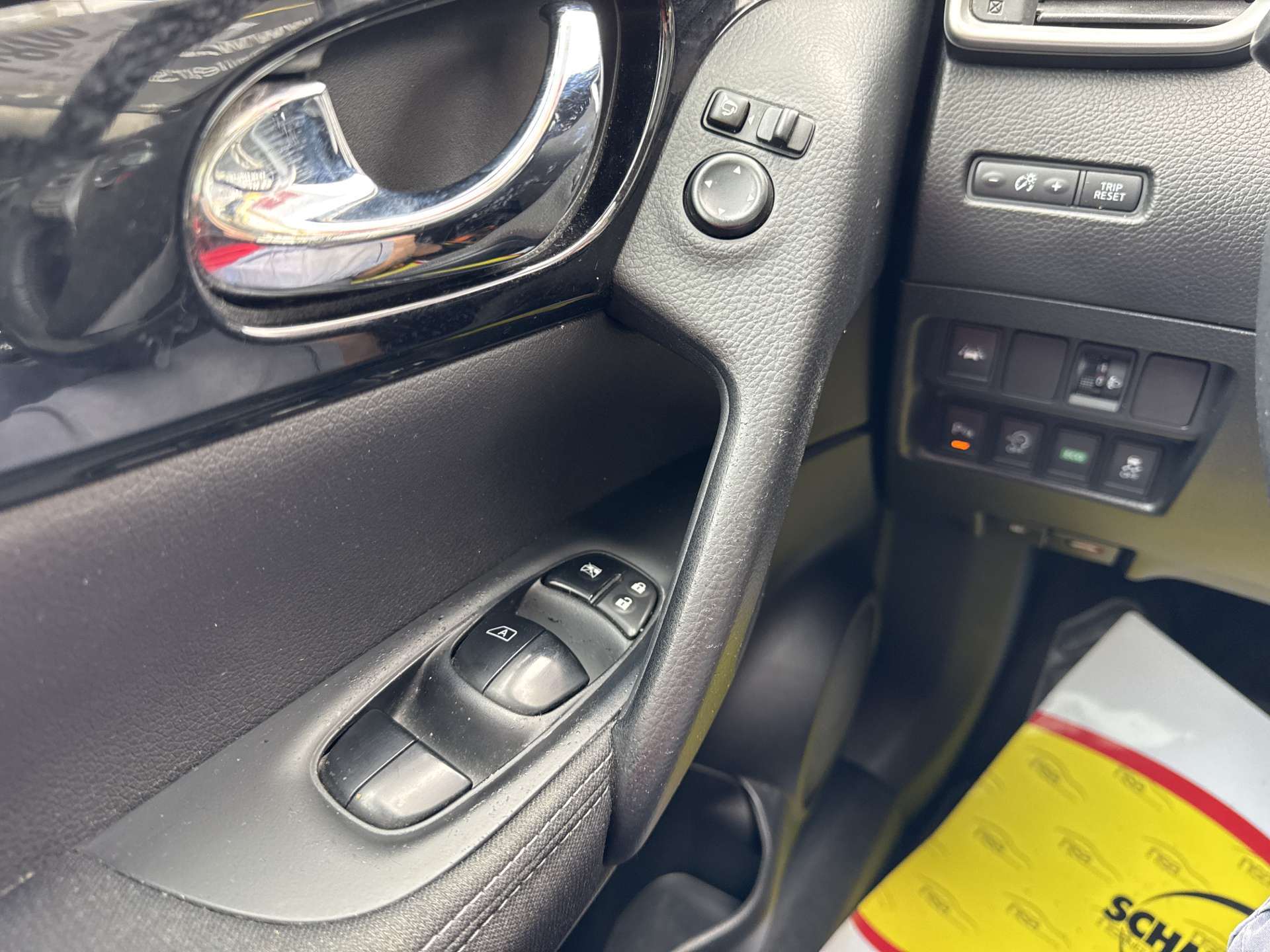NISSAN Qashqai 1.2 DIG-T N-Connecta Xtronic CVT-Automat-image-15
