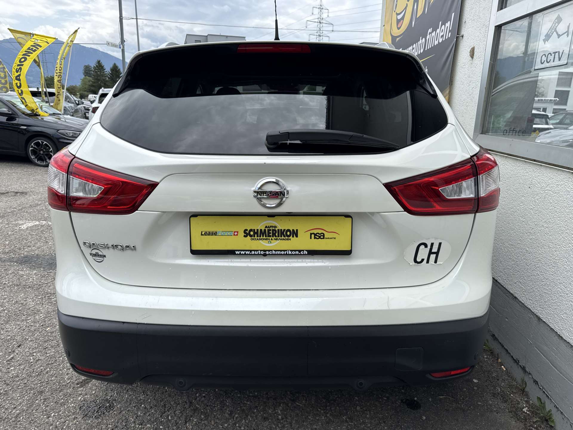 NISSAN Qashqai 1.2 DIG-T N-Connecta Xtronic CVT-Automat-image-3