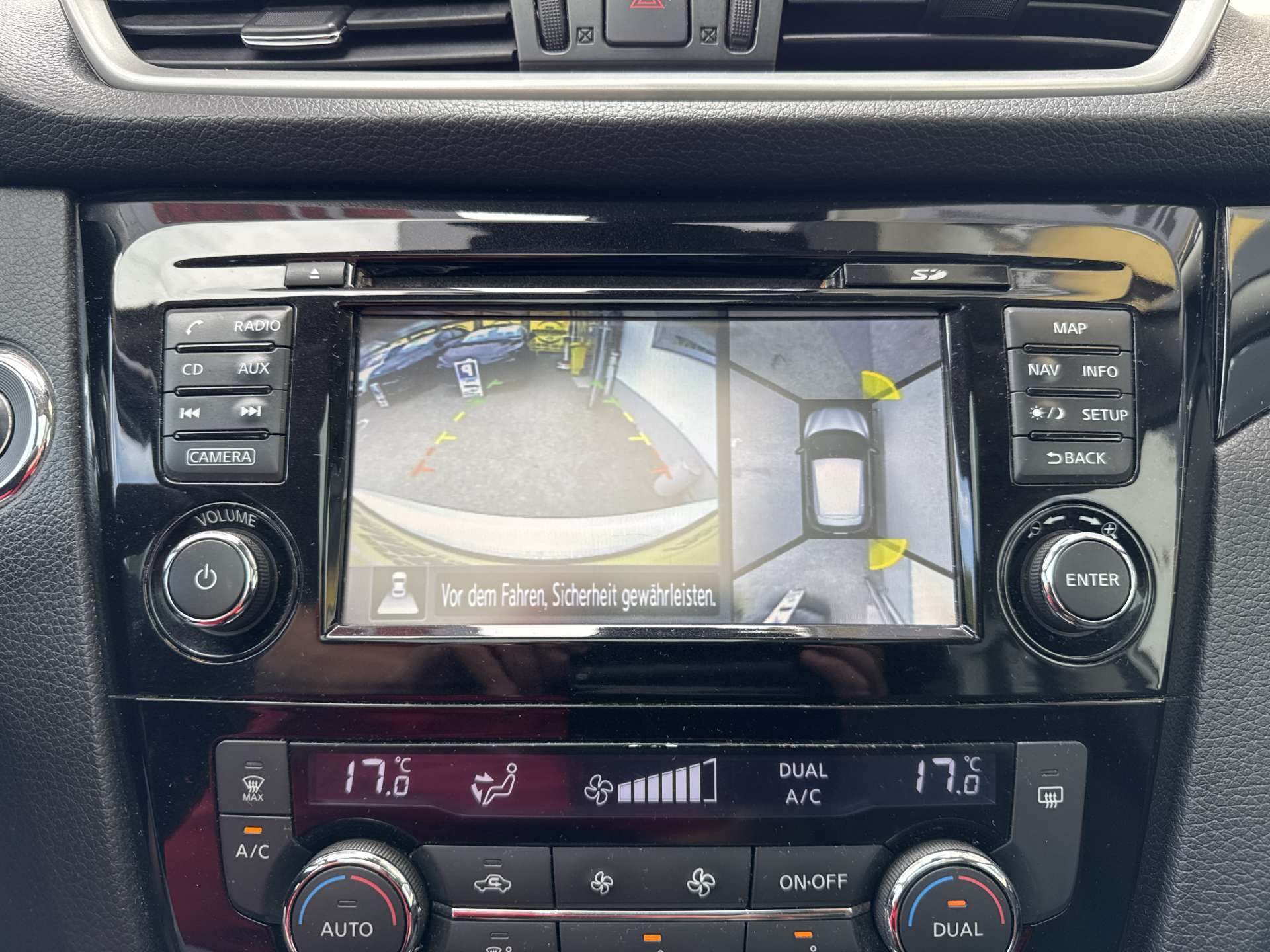 NISSAN Qashqai 1.2 DIG-T N-Connecta Xtronic CVT-Automat-image-10