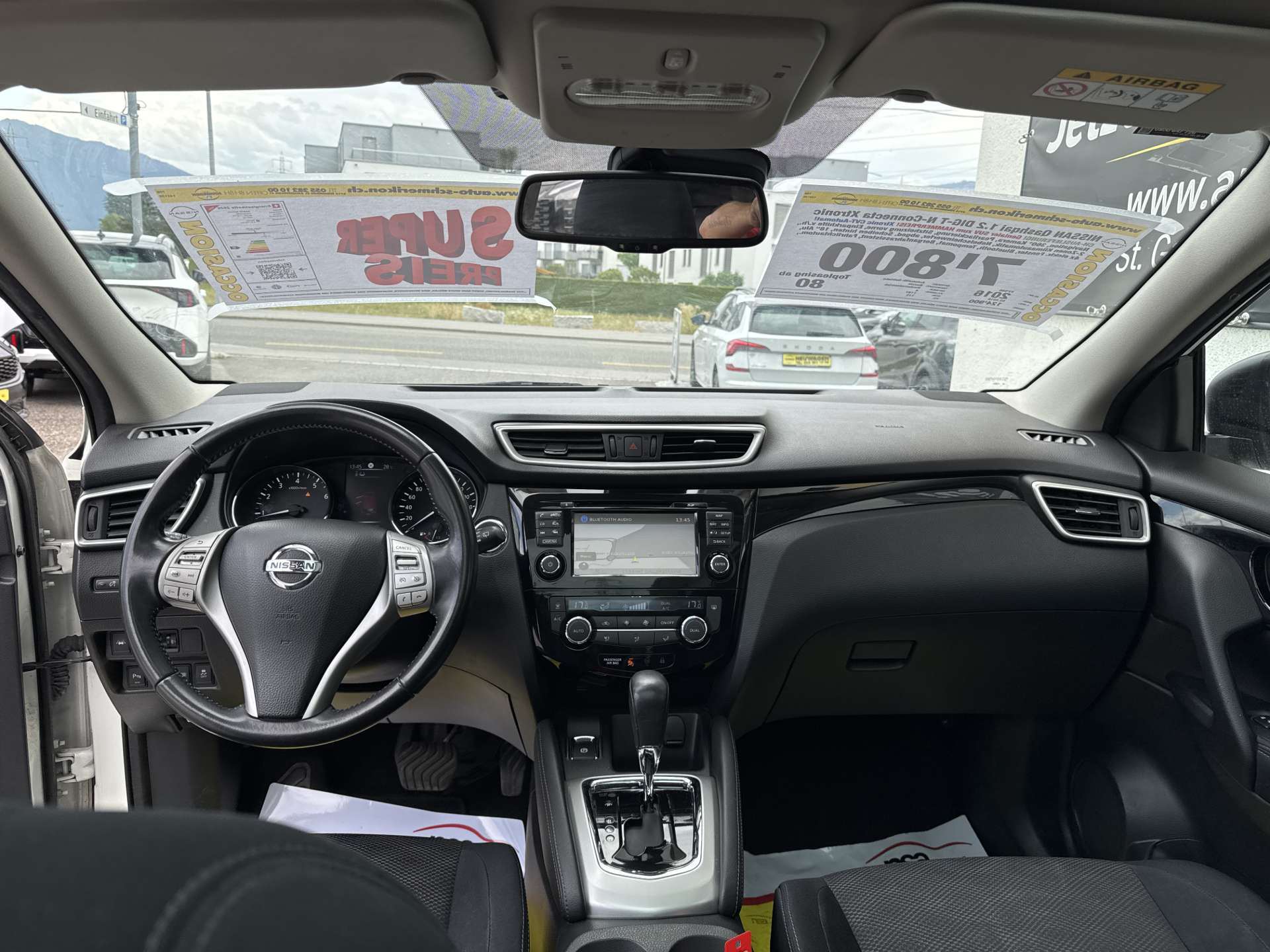NISSAN Qashqai 1.2 DIG-T N-Connecta Xtronic CVT-Automat-image-5