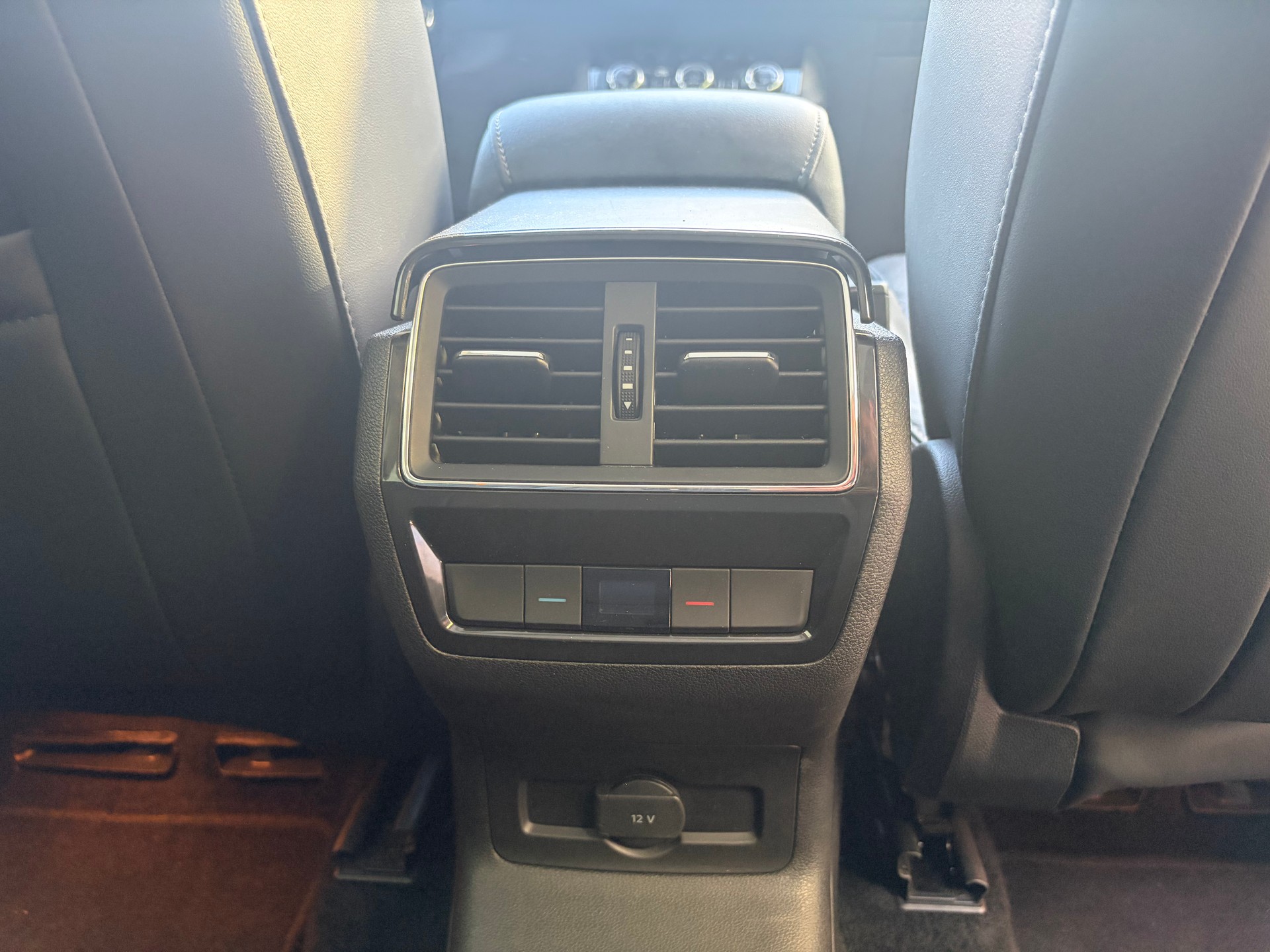 SKODA Kodiaq 2.0 TDI CR Ambition 4x4 DSG-image-13