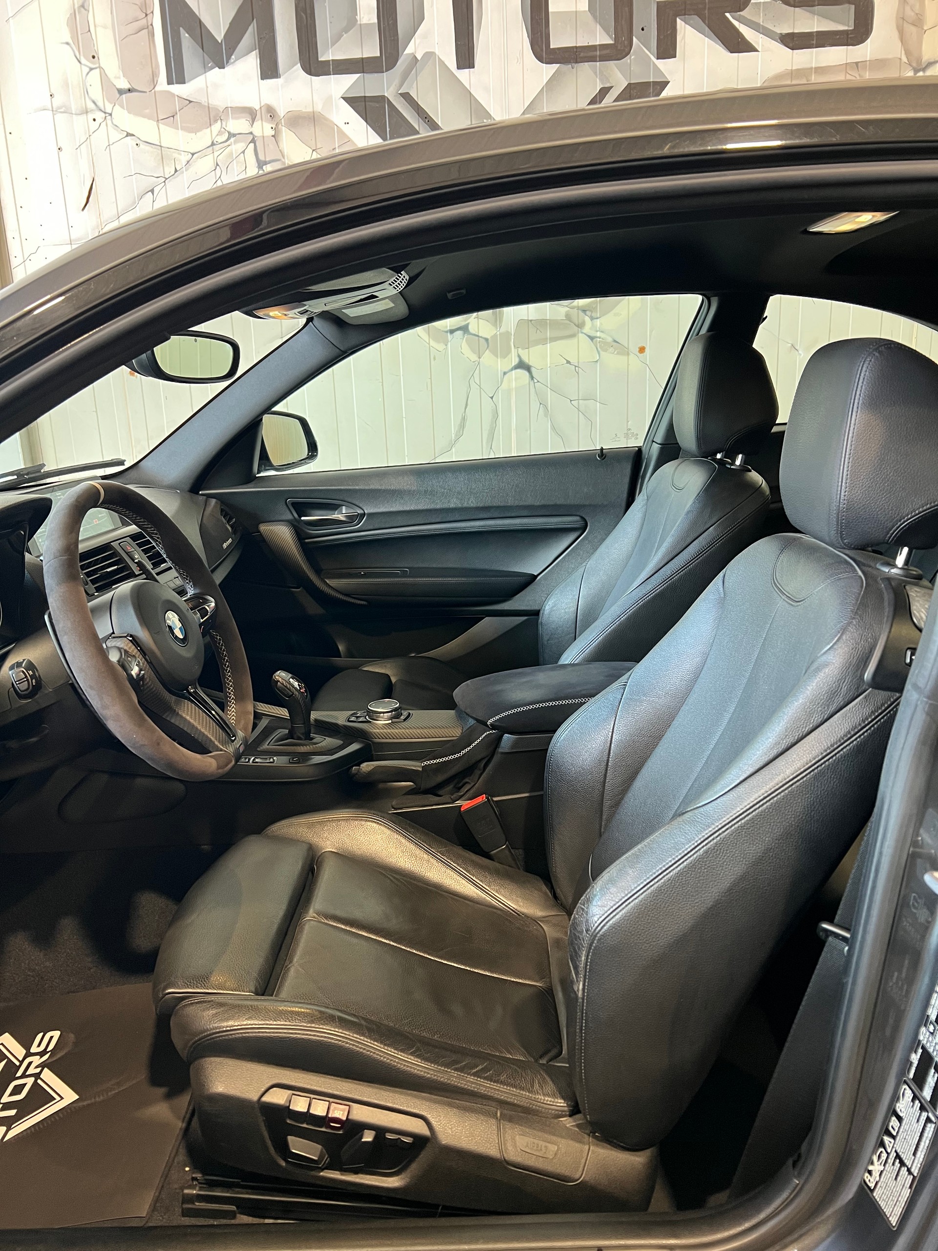 BMW M235i xDrive Steptronic-image-14