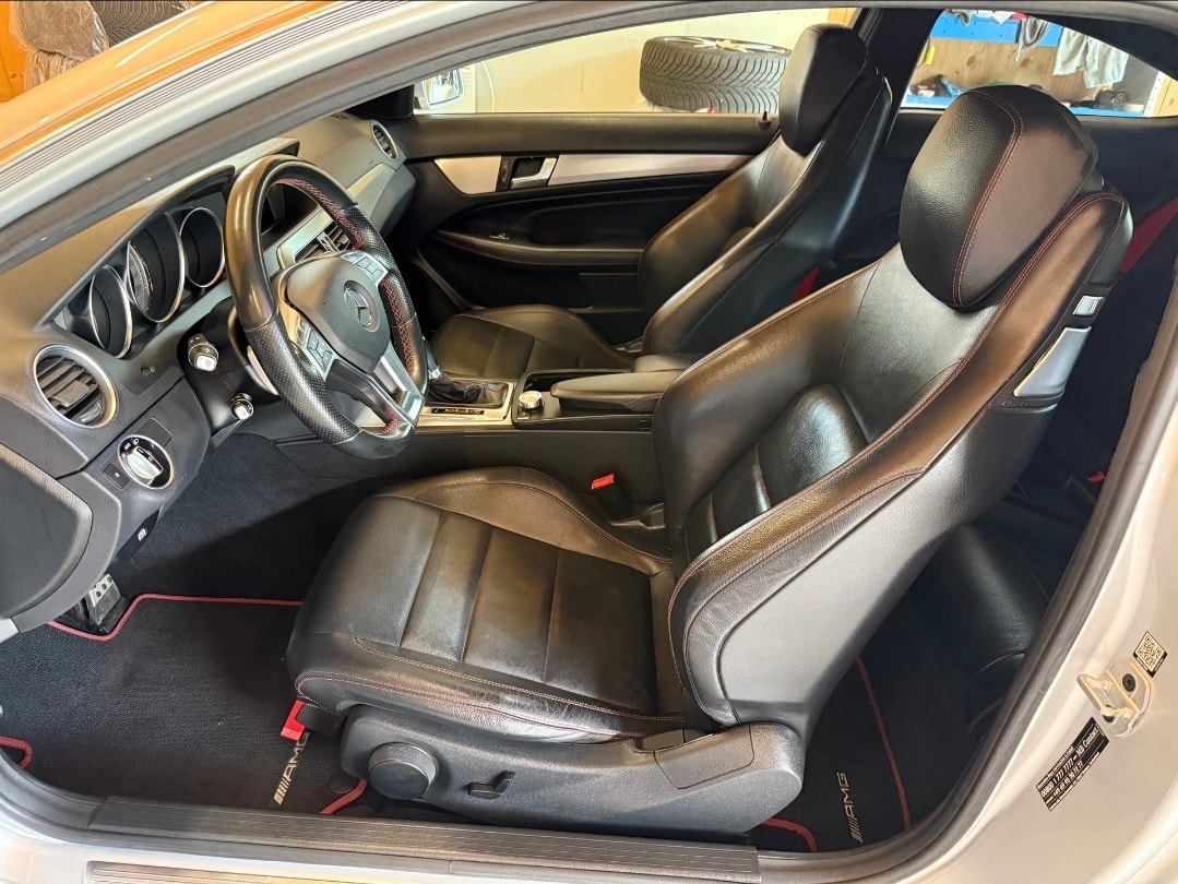 MERCEDES-BENZ C 250 Coupé 7G-Tronic-image-6