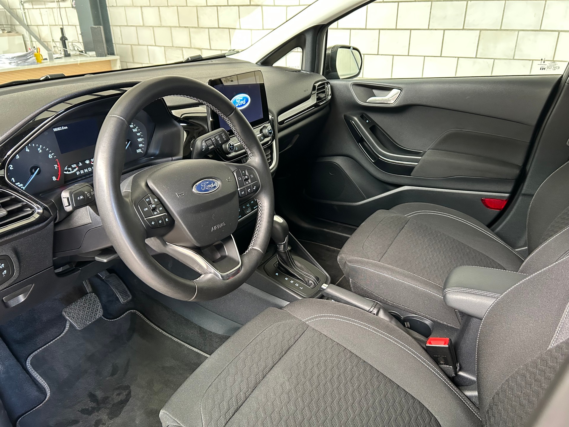 FORD Fiesta 1.0 SCTi MHEV Titanium Automat-image-5