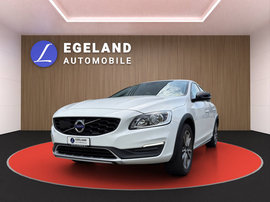 VOLVO S60 Cross Country 2.0 D3 MomentumS/S-image-0