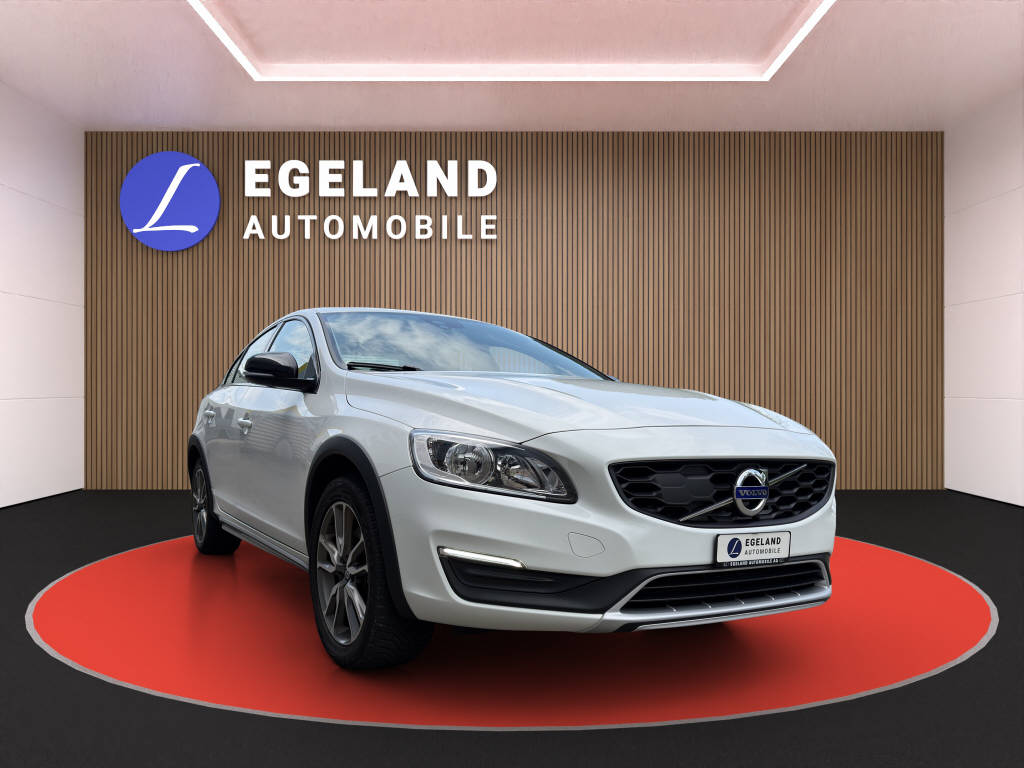 VOLVO S60 Cross Country 2.0 D3 MomentumS/S-image-1
