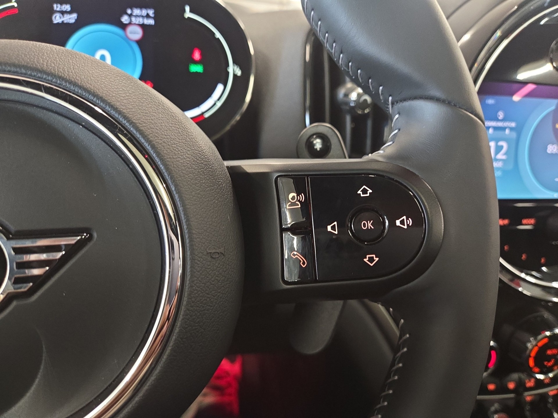 MINI Countryman Cooper S ALL4 Steptronic-image-14