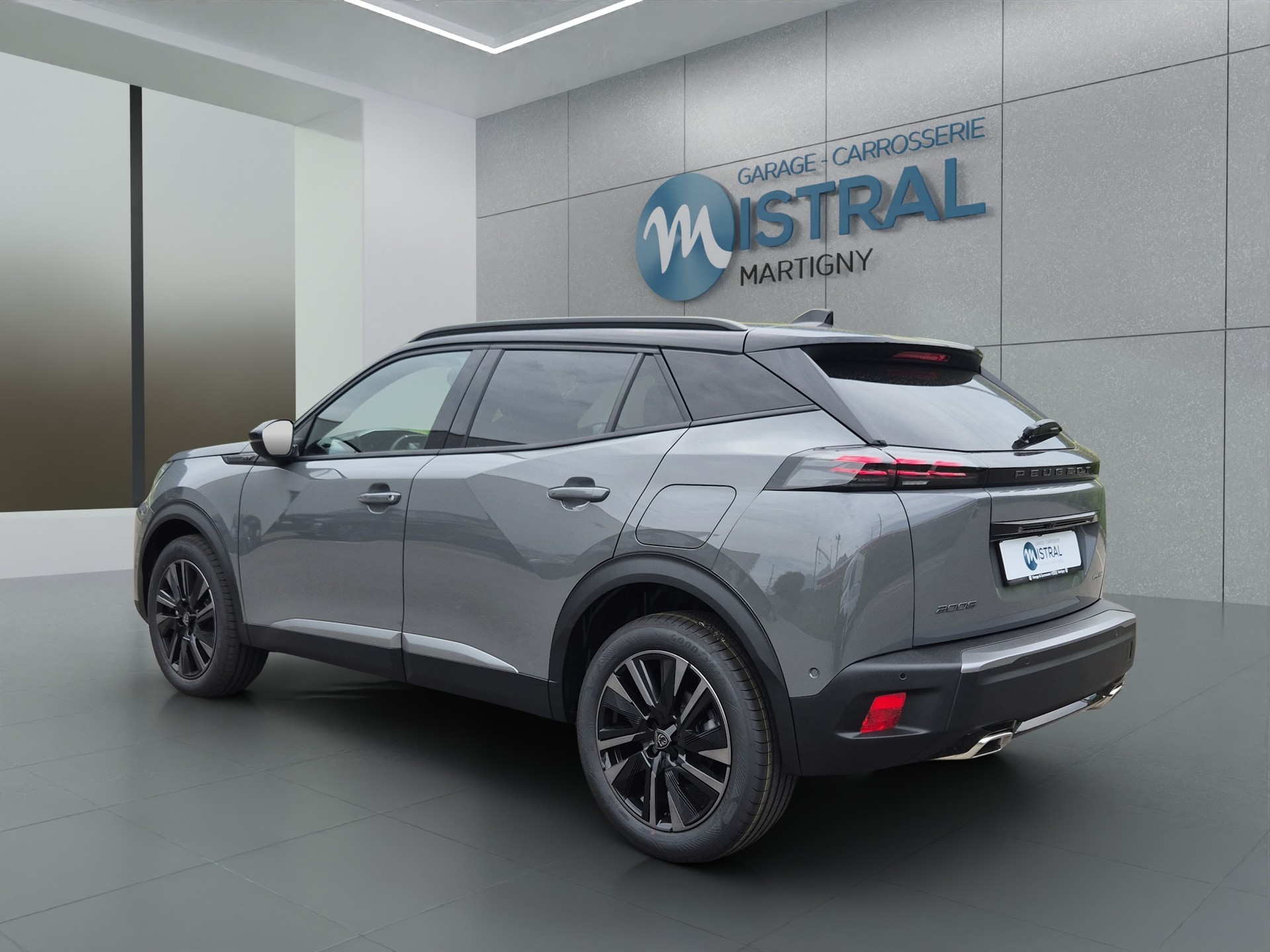 PEUGEOT 2008 1.2 Hybrid 145 GT Exclusive-image-2