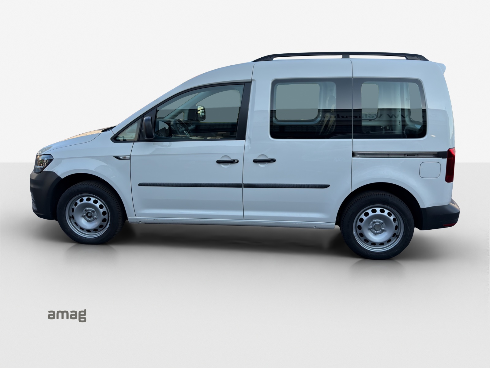 VW Caddy 2.0TDI BlueMotion Technology-image-1