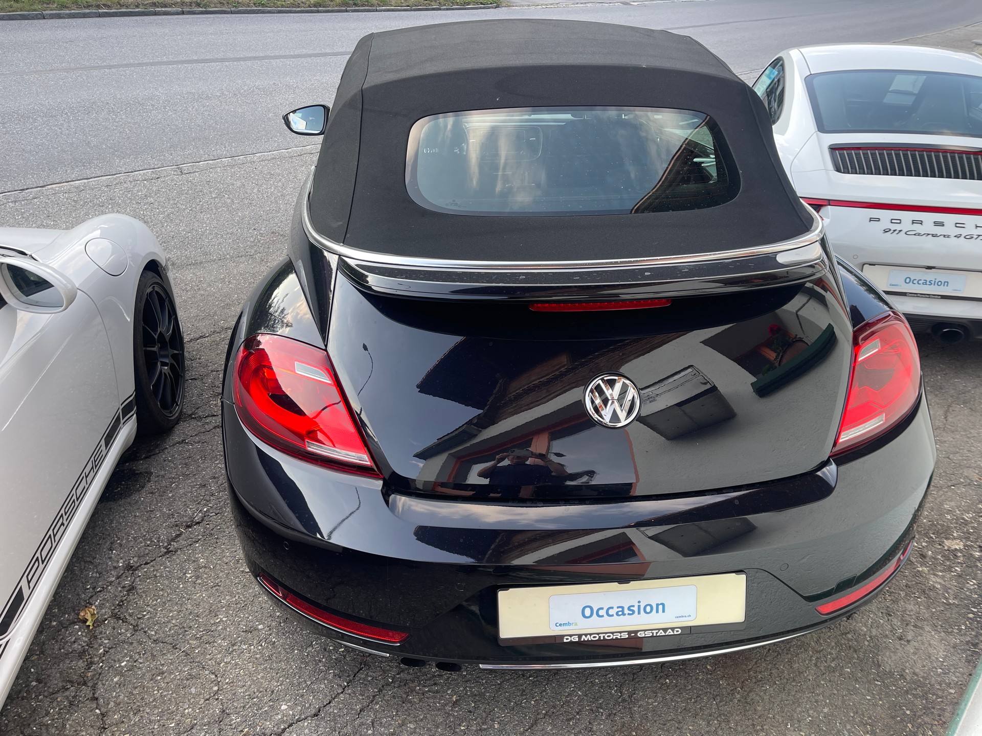 VW Beetle Cabriolet 1.4 TSI BMT Design DSG-image-5