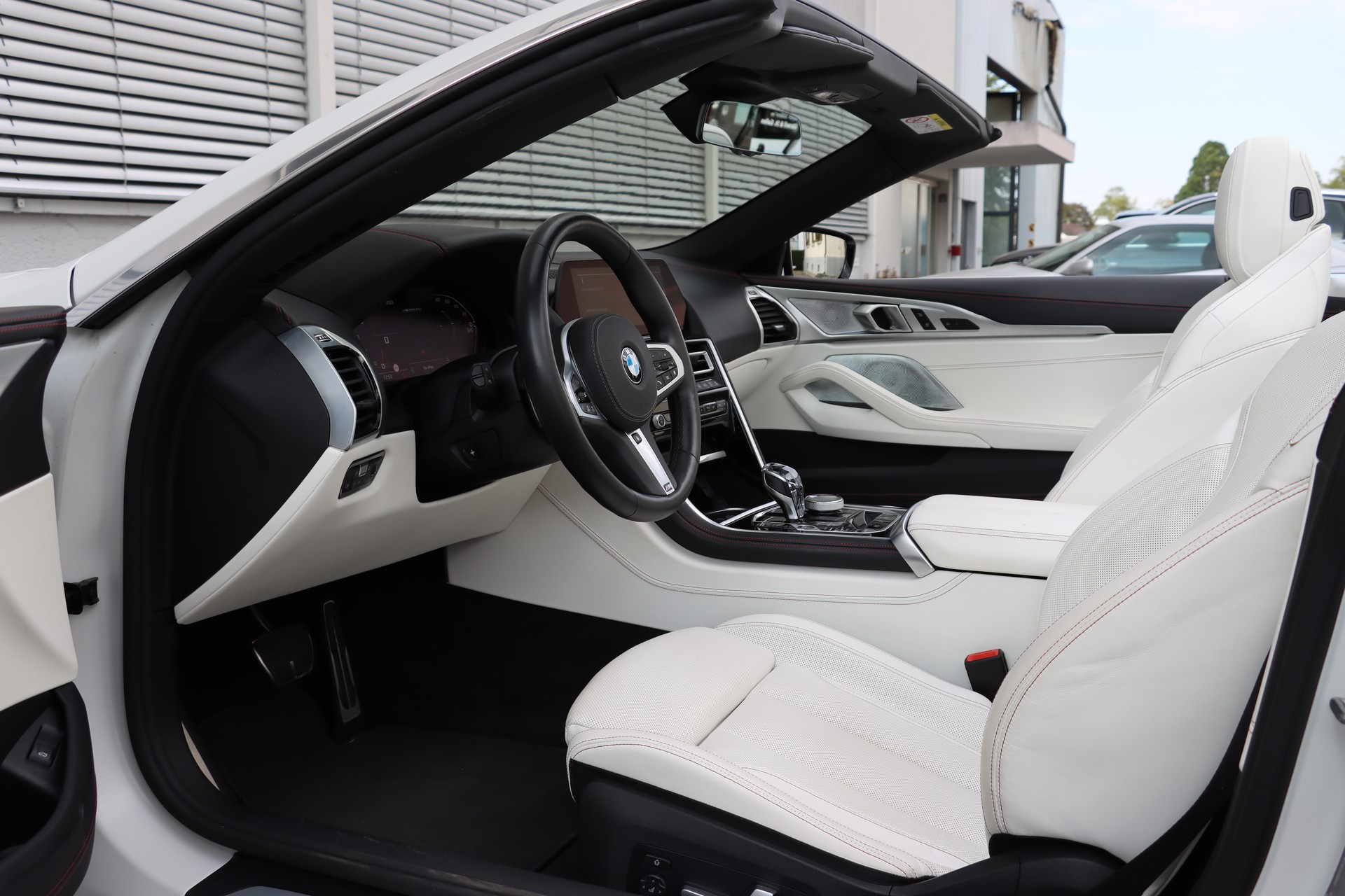 BMW M850i xDrive Edition Haute Couture 07 of 10-image-8