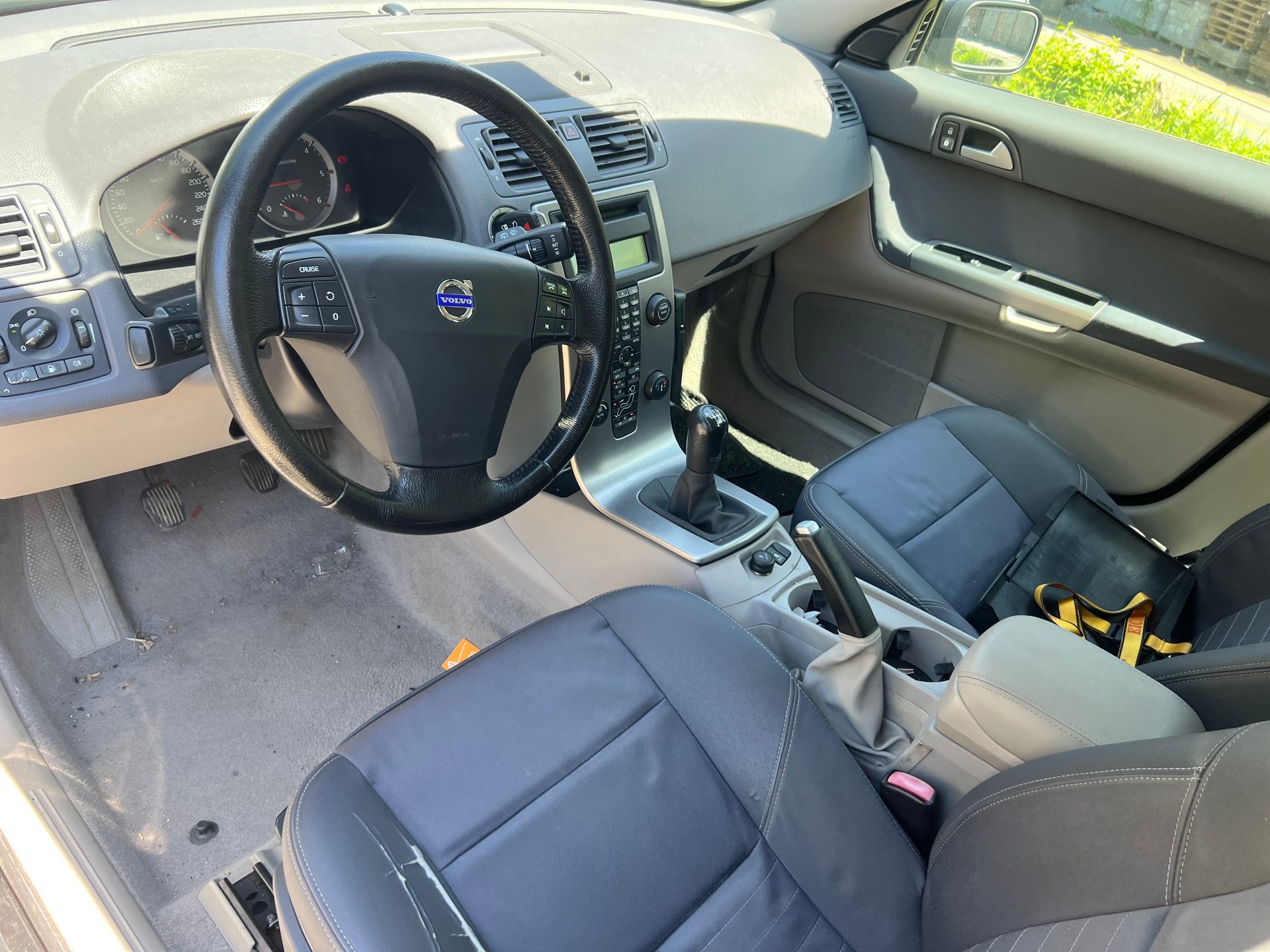 VOLVO V50 2.0D Summum-image-8