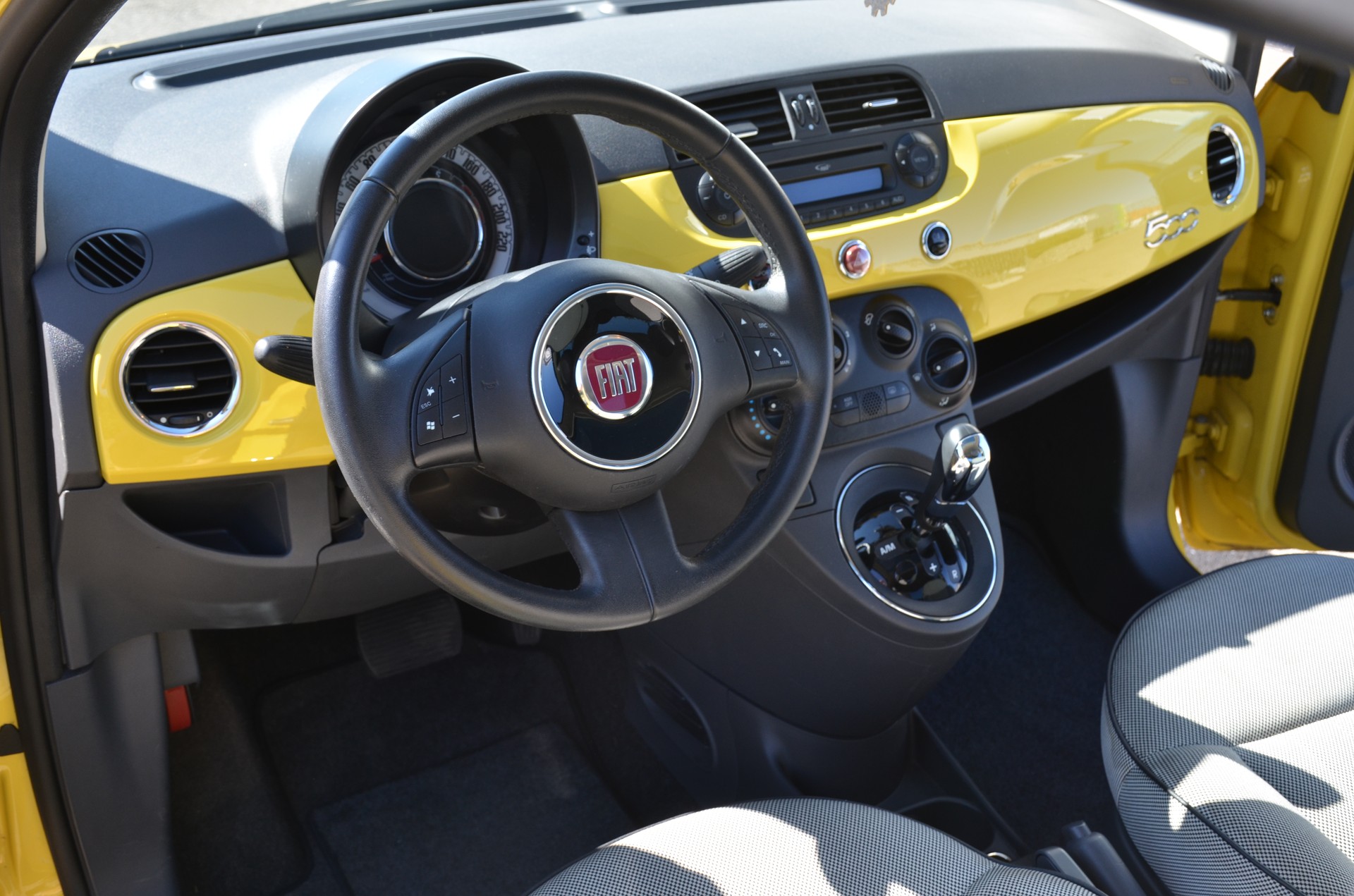FIAT 500 1.4 16V Lounge Dualogic-image-21