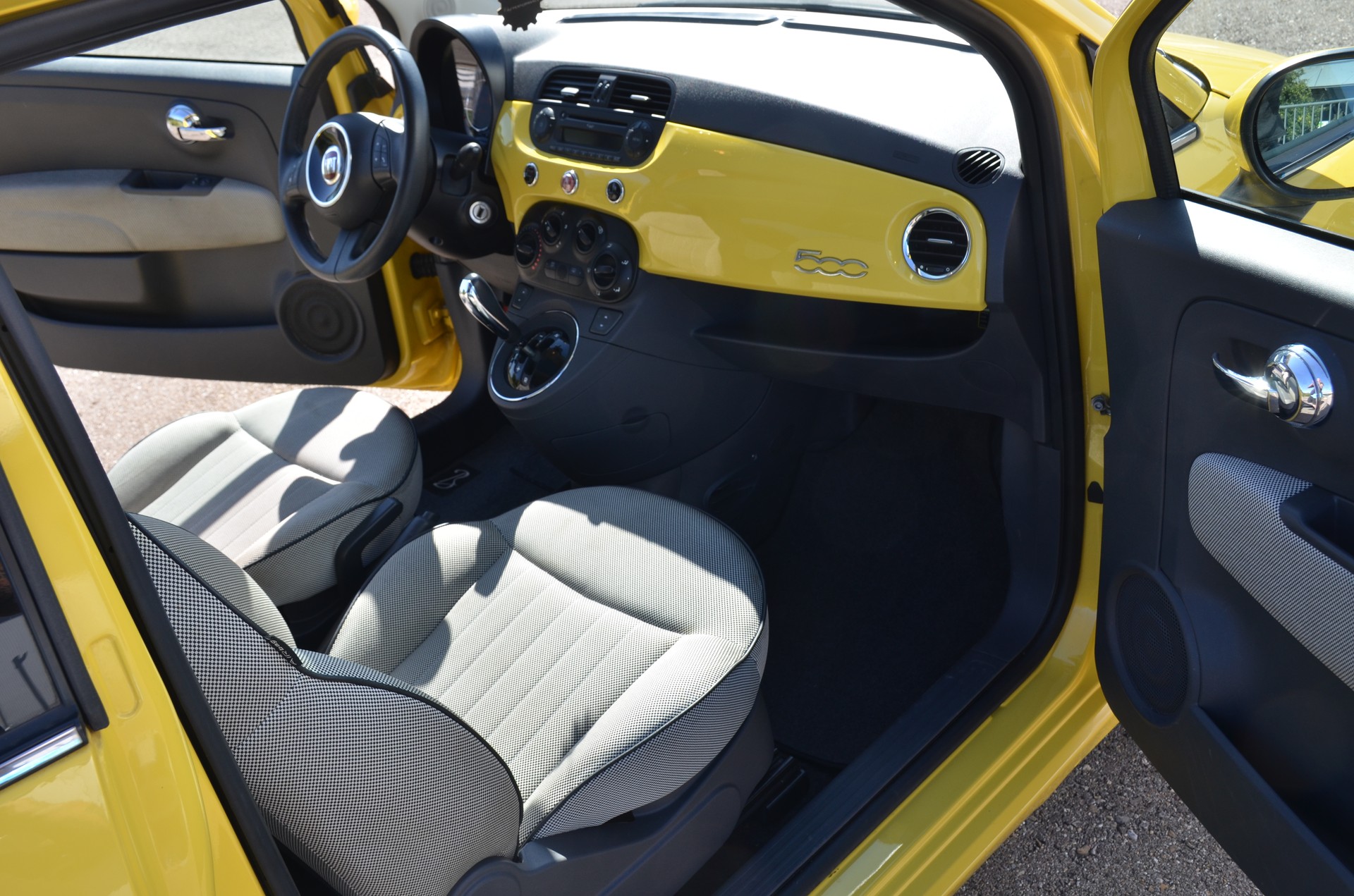 FIAT 500 1.4 16V Lounge Dualogic-image-22