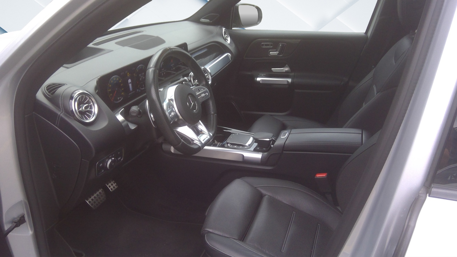 MERCEDES-BENZ GLB 35 AMG 4Matic 8G-Tronic-image-10