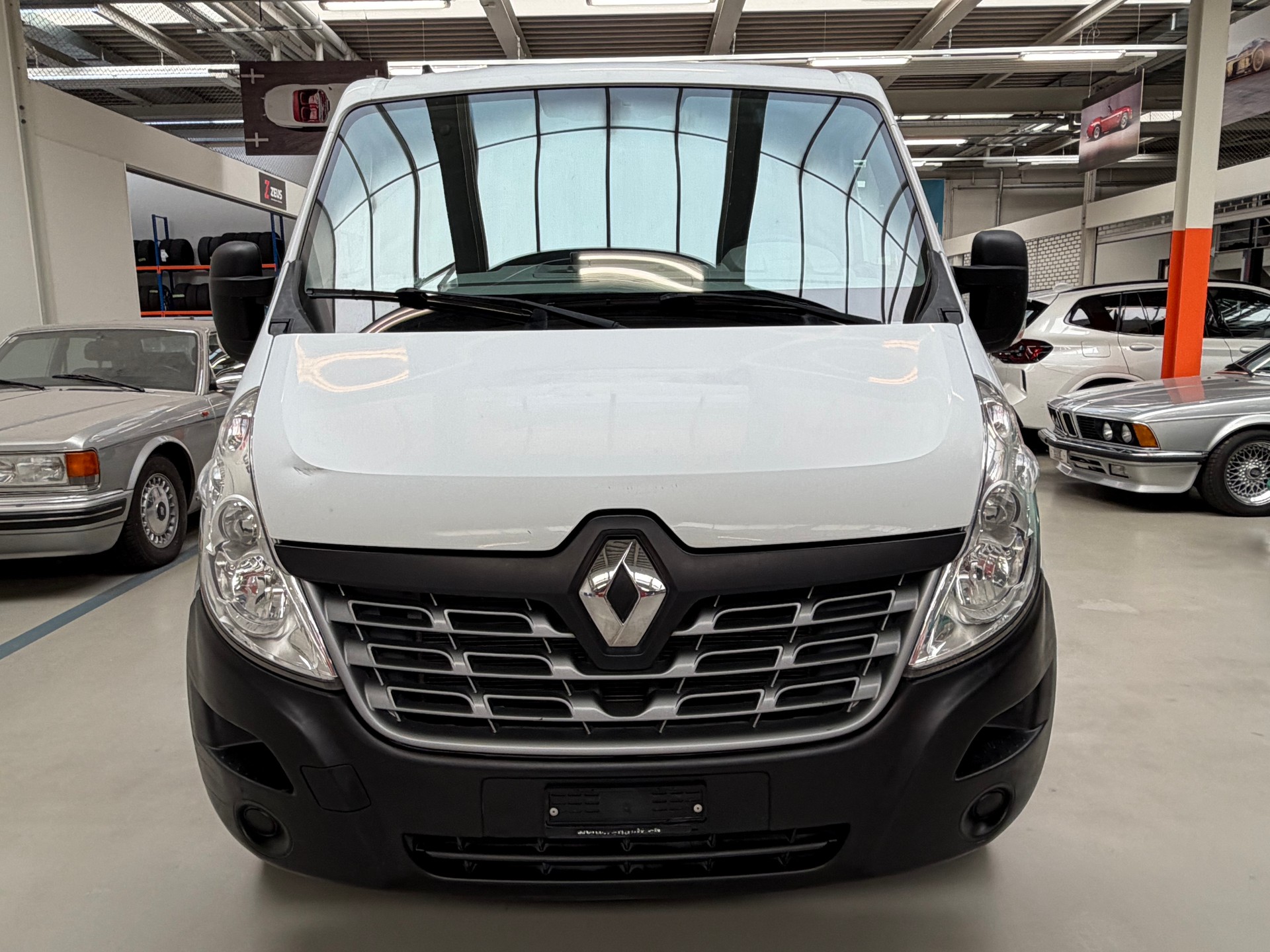 RENAULT Master T33 2.3dCi 125 L1H1-image-7