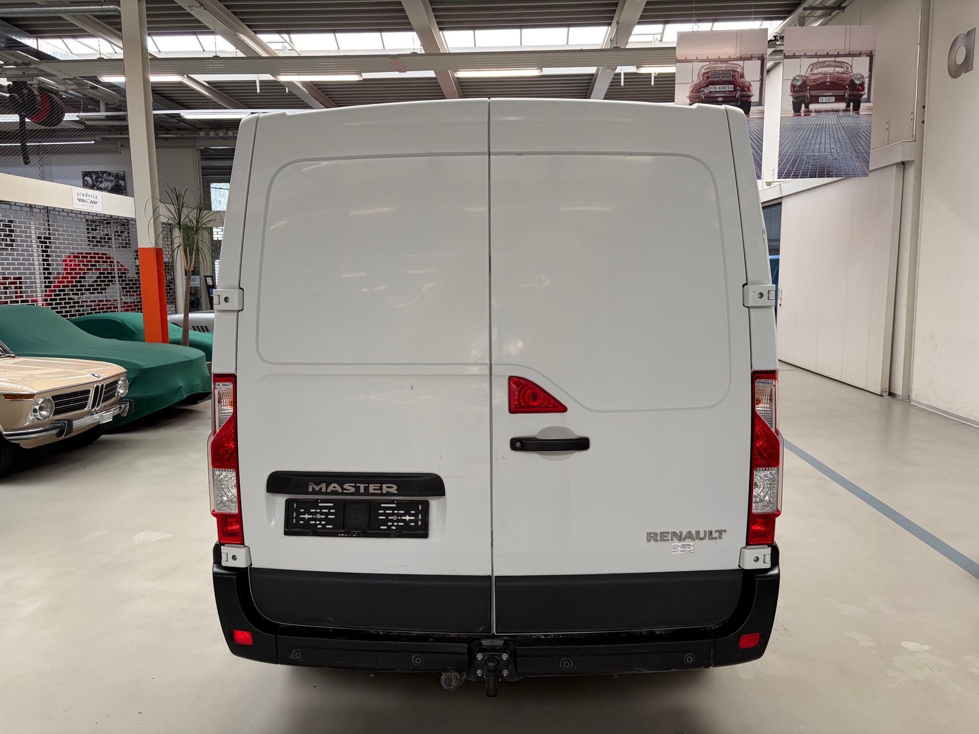 RENAULT Master T33 2.3dCi 125 L1H1-image-3